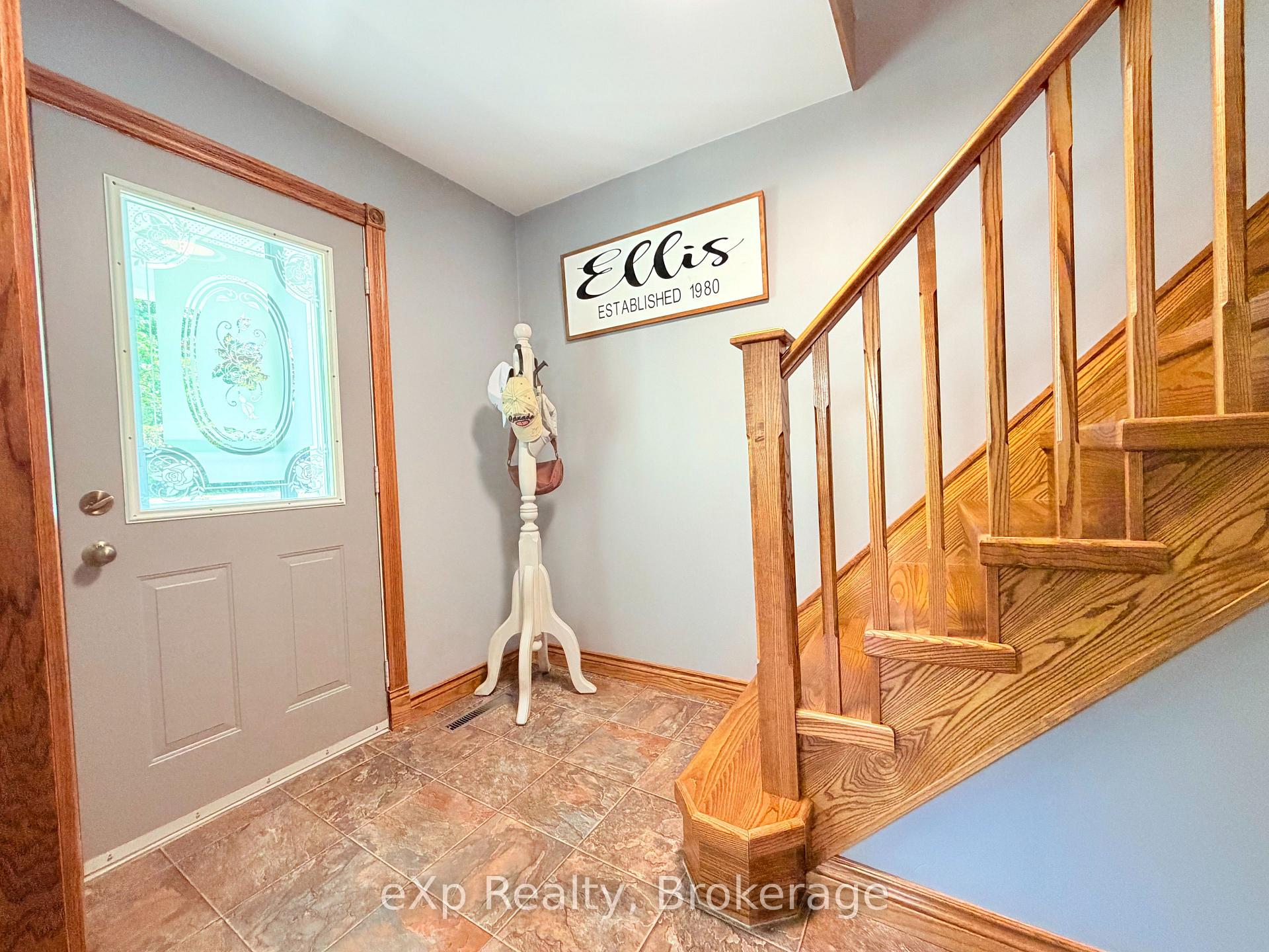 Photo 14 of 503 Yonge Street S, Brockton — HOMEH