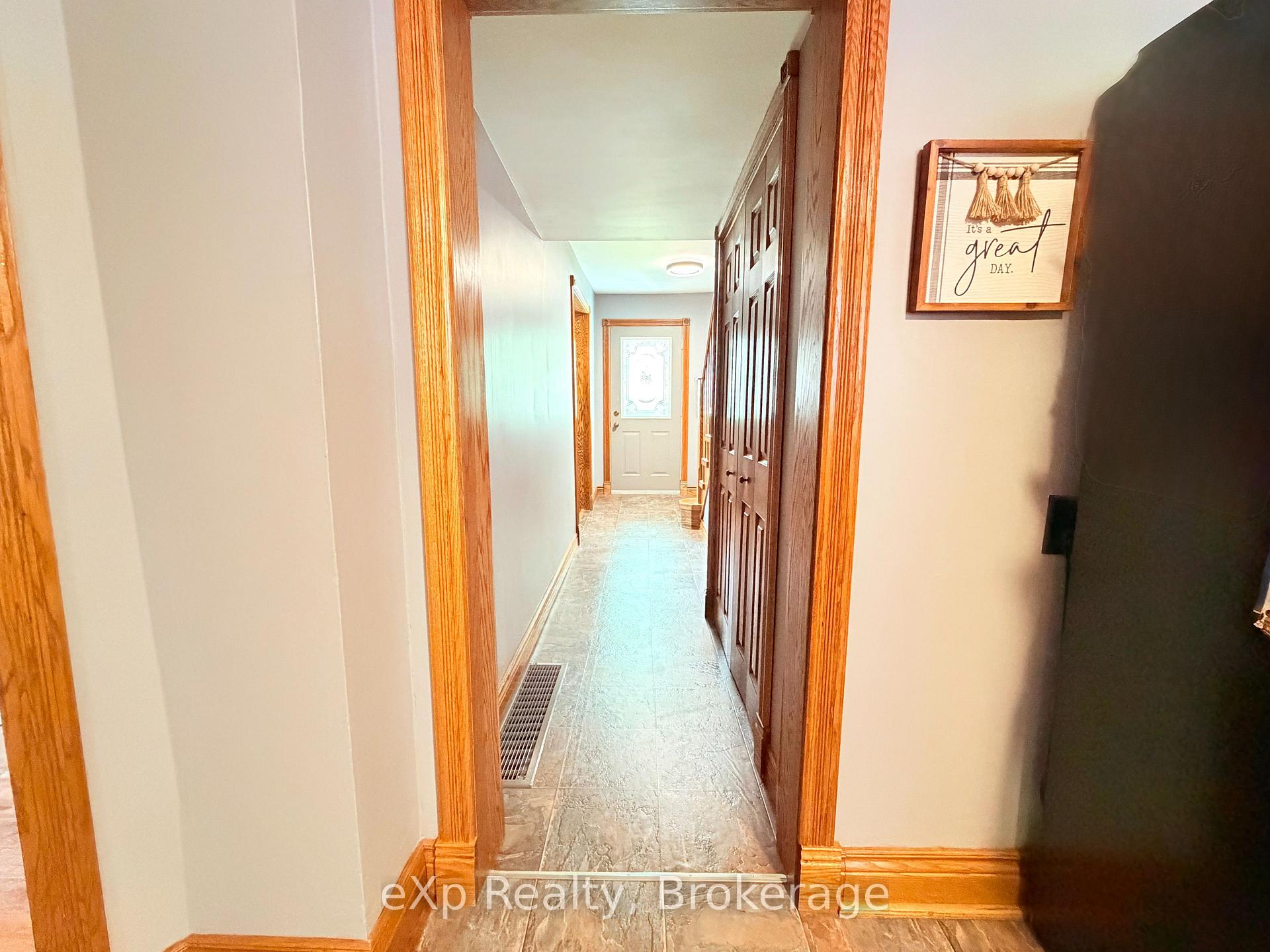 Photo 15 of 503 Yonge Street S, Brockton — HOMEH