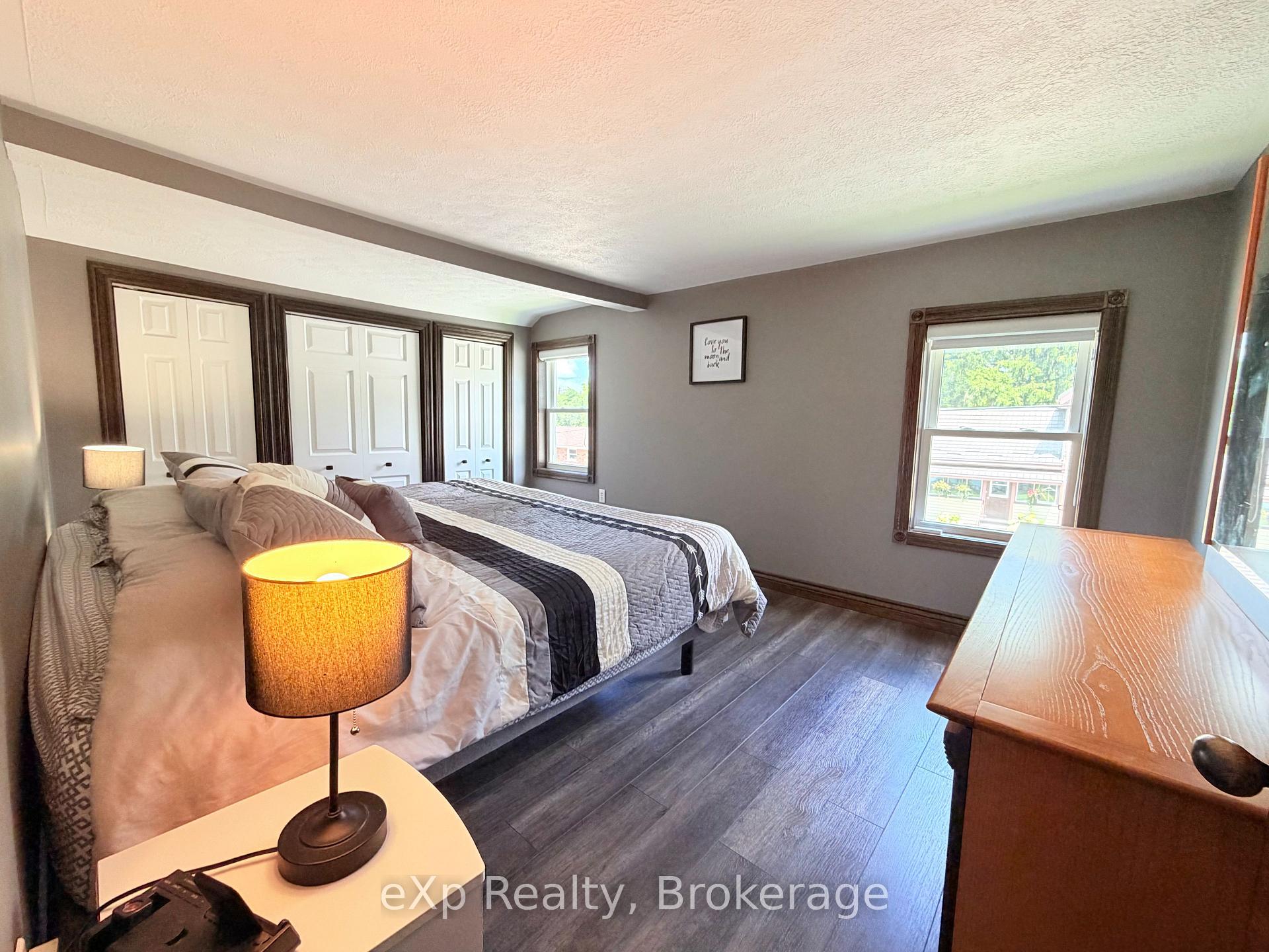 Photo 17 of 503 Yonge Street S, Brockton — HOMEH