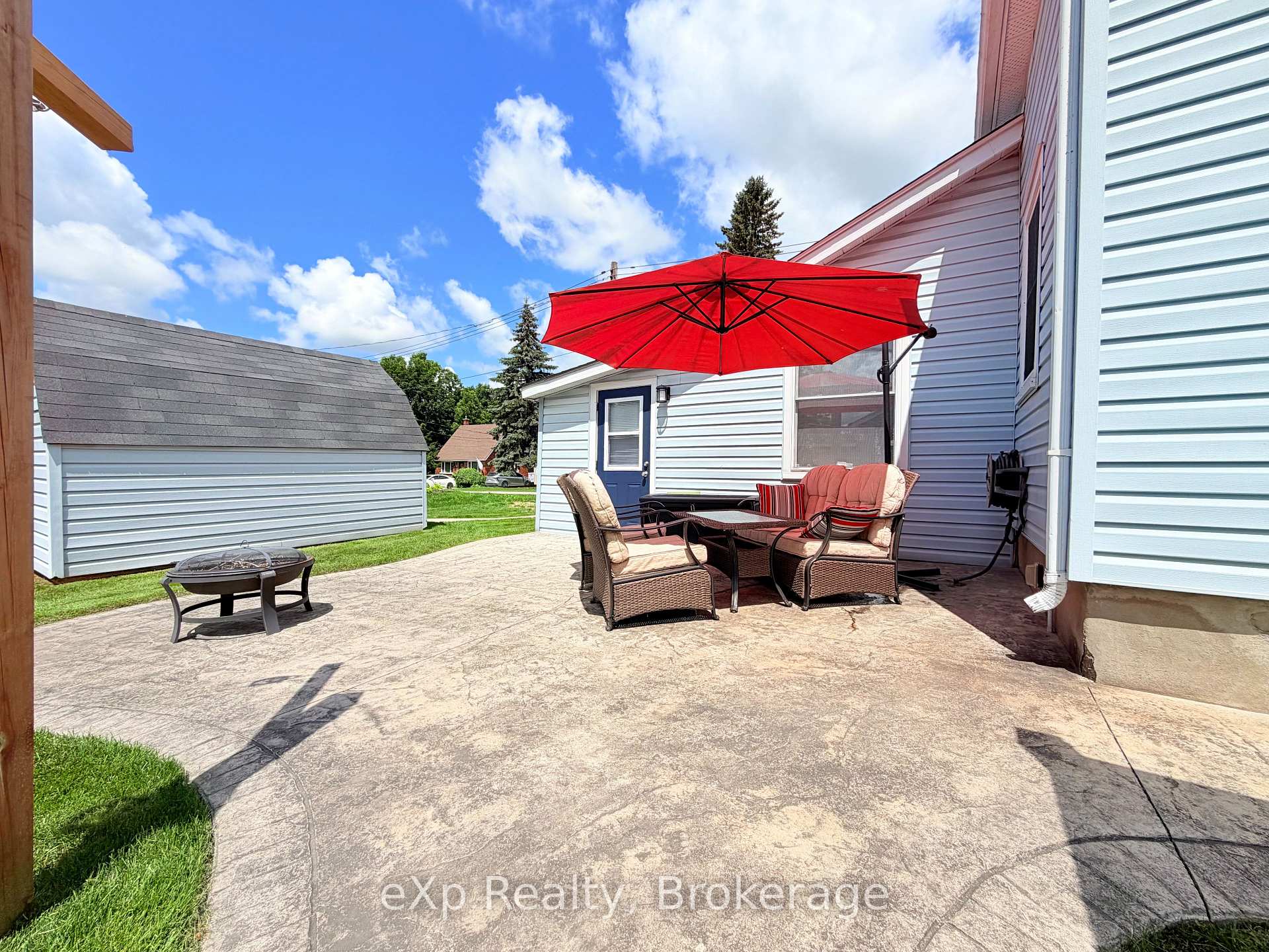 Photo 25 of 503 Yonge Street S, Brockton — HOMEH