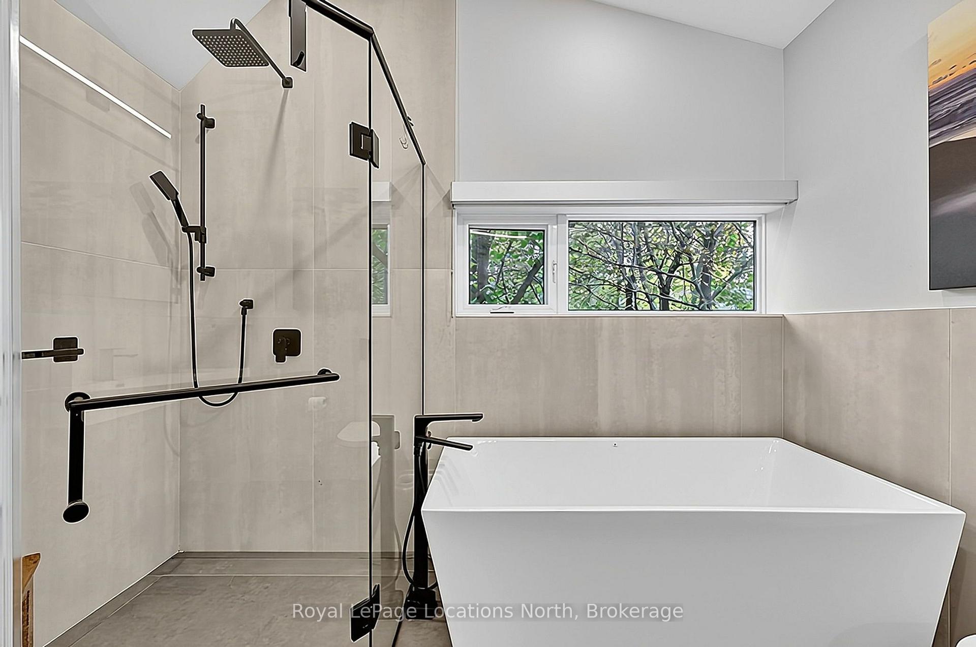 Photo 9 of 429 Birch Street, Collingwood — HOMEH