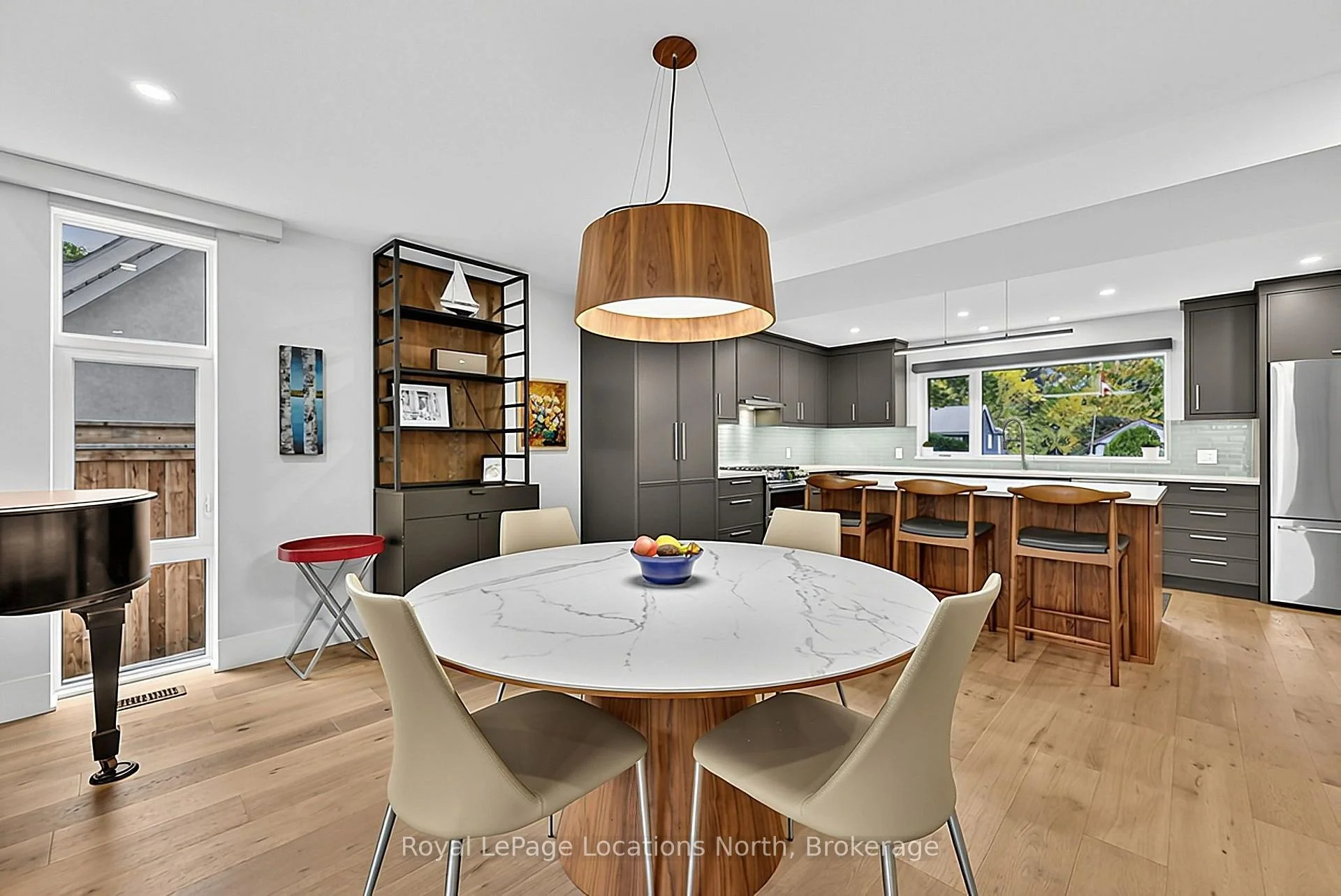Photo 5 of 429 Birch Street, Collingwood — HOMEH