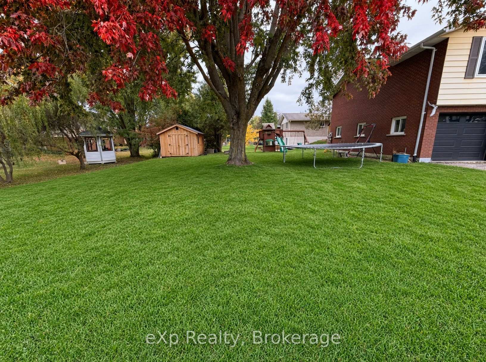 Photo 25 of 271 Thomas Street, Brockton — HOMEH