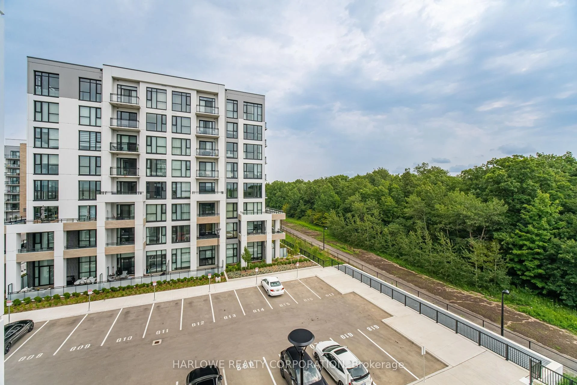 Photo 23 of Unit 413, 740 Whitlock Avenue, Milton, Cobban — HOMEH