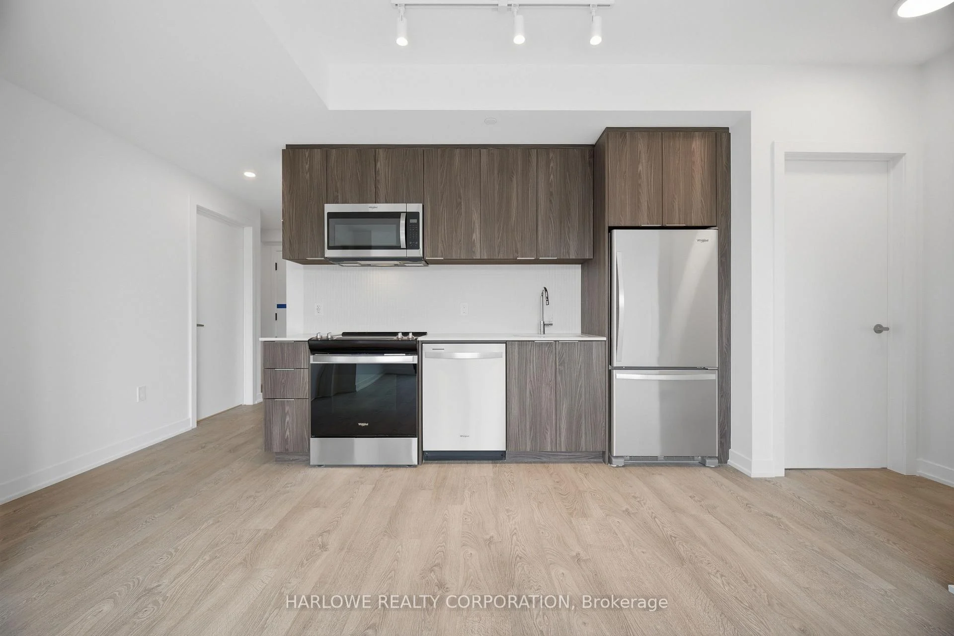 Photo 28 of Unit 413, 740 Whitlock Avenue, Milton, Cobban — HOMEH