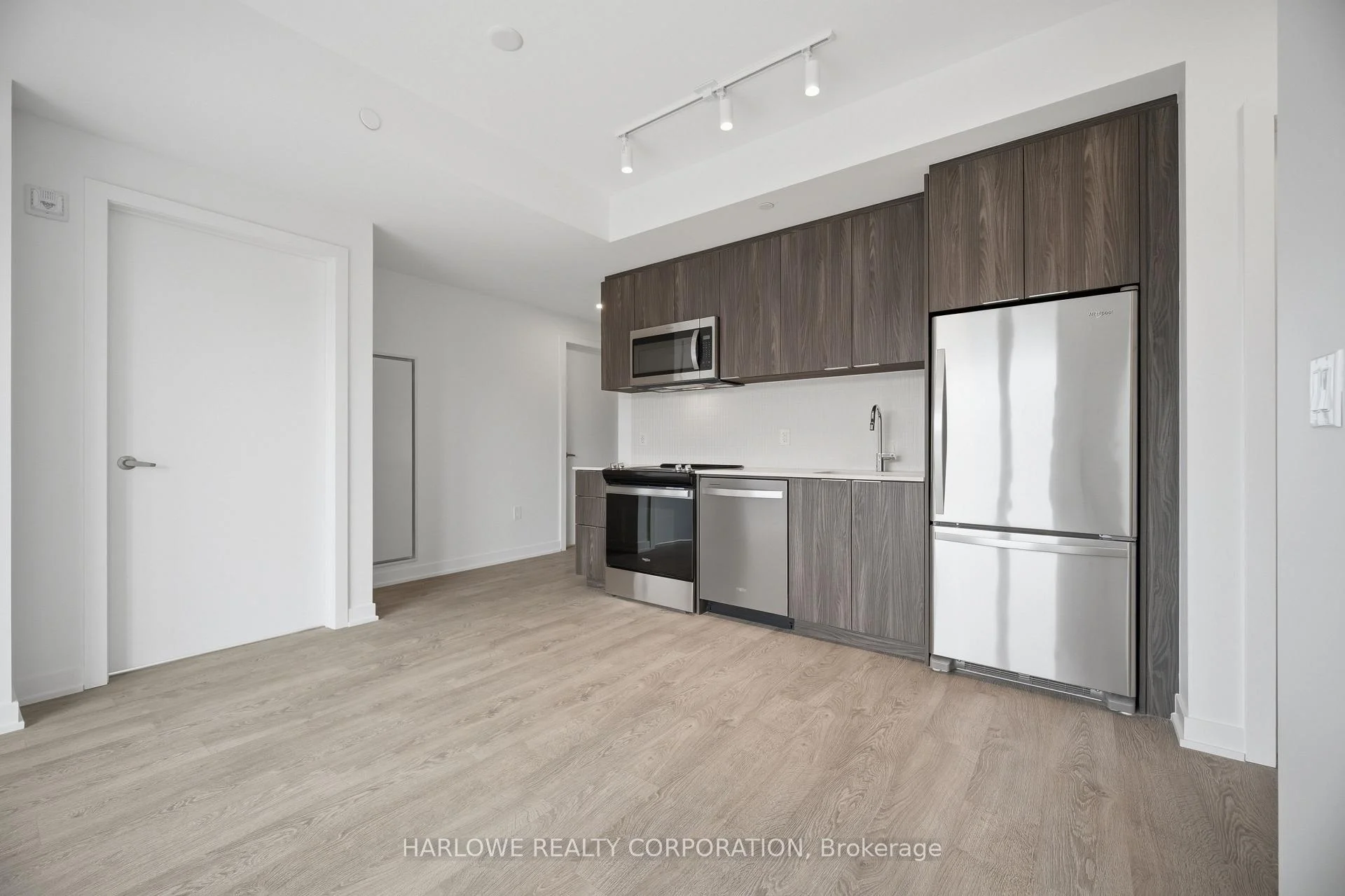 Photo 29 of Unit 413, 740 Whitlock Avenue, Milton, Cobban — HOMEH