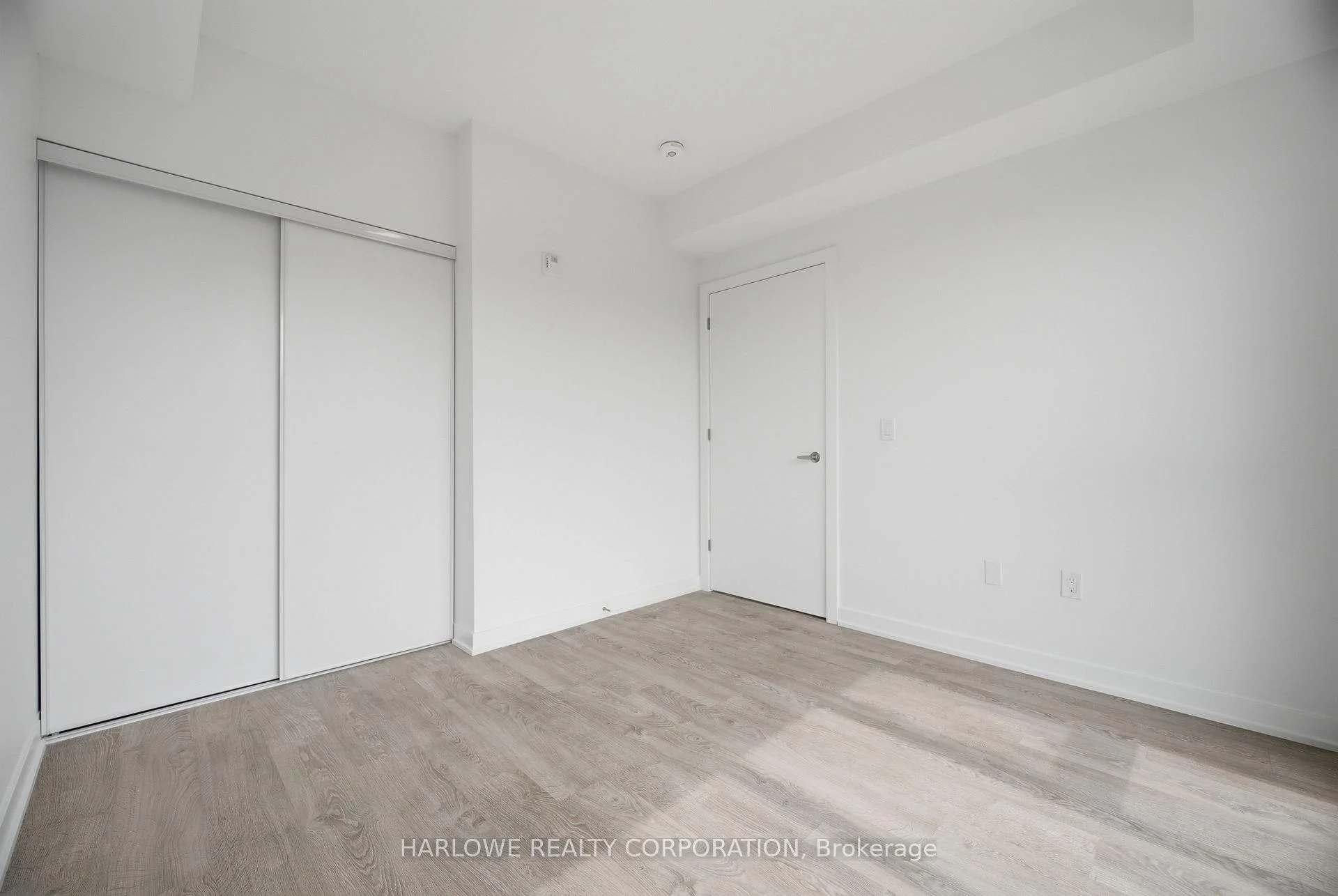 Photo 45 of Unit 413, 740 Whitlock Avenue, Milton, Cobban — HOMEH