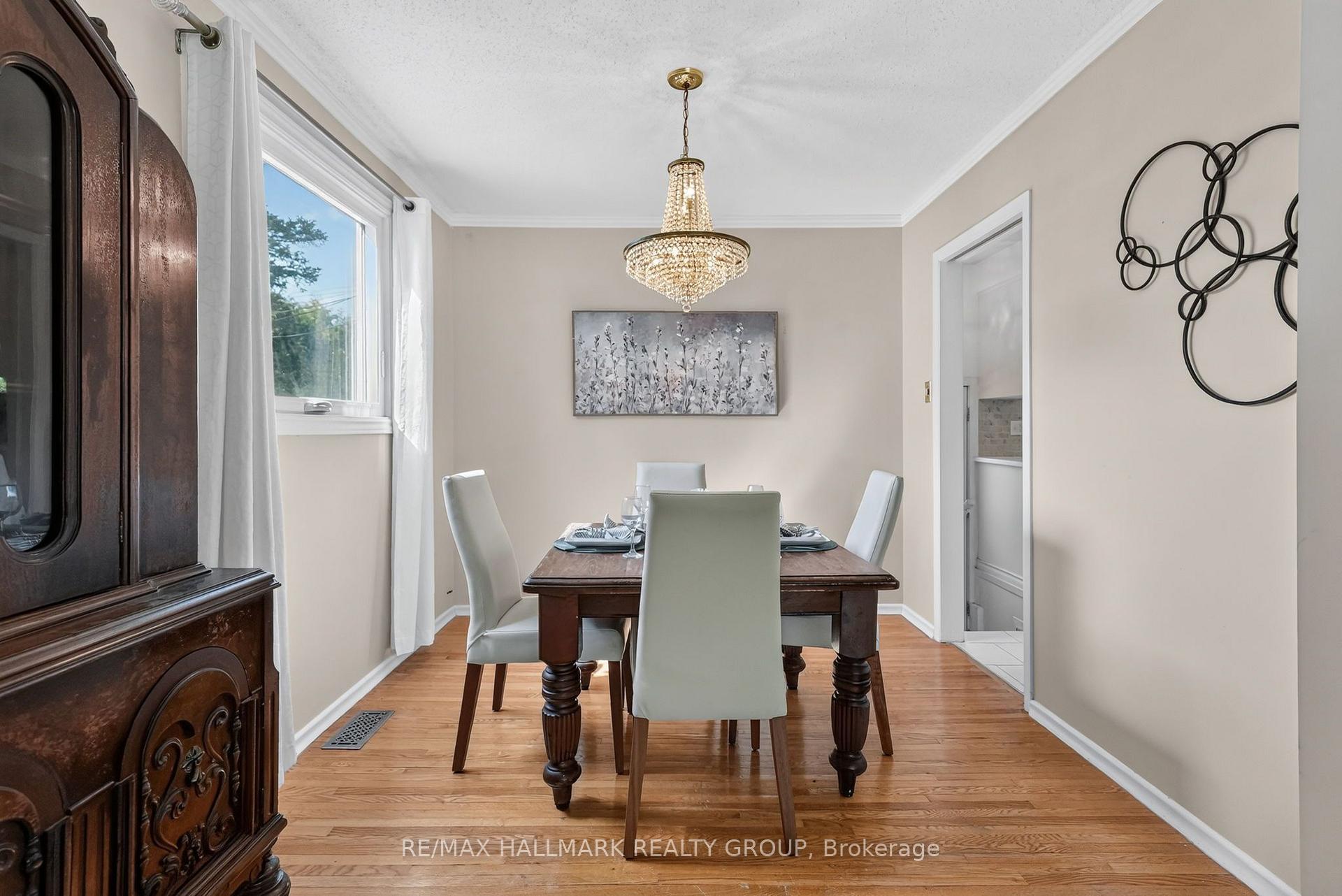 Photo 8 of 157 Lacroix Avenue, Ottawa, Bilberry Creek/Queenswood Heights — HOMEH