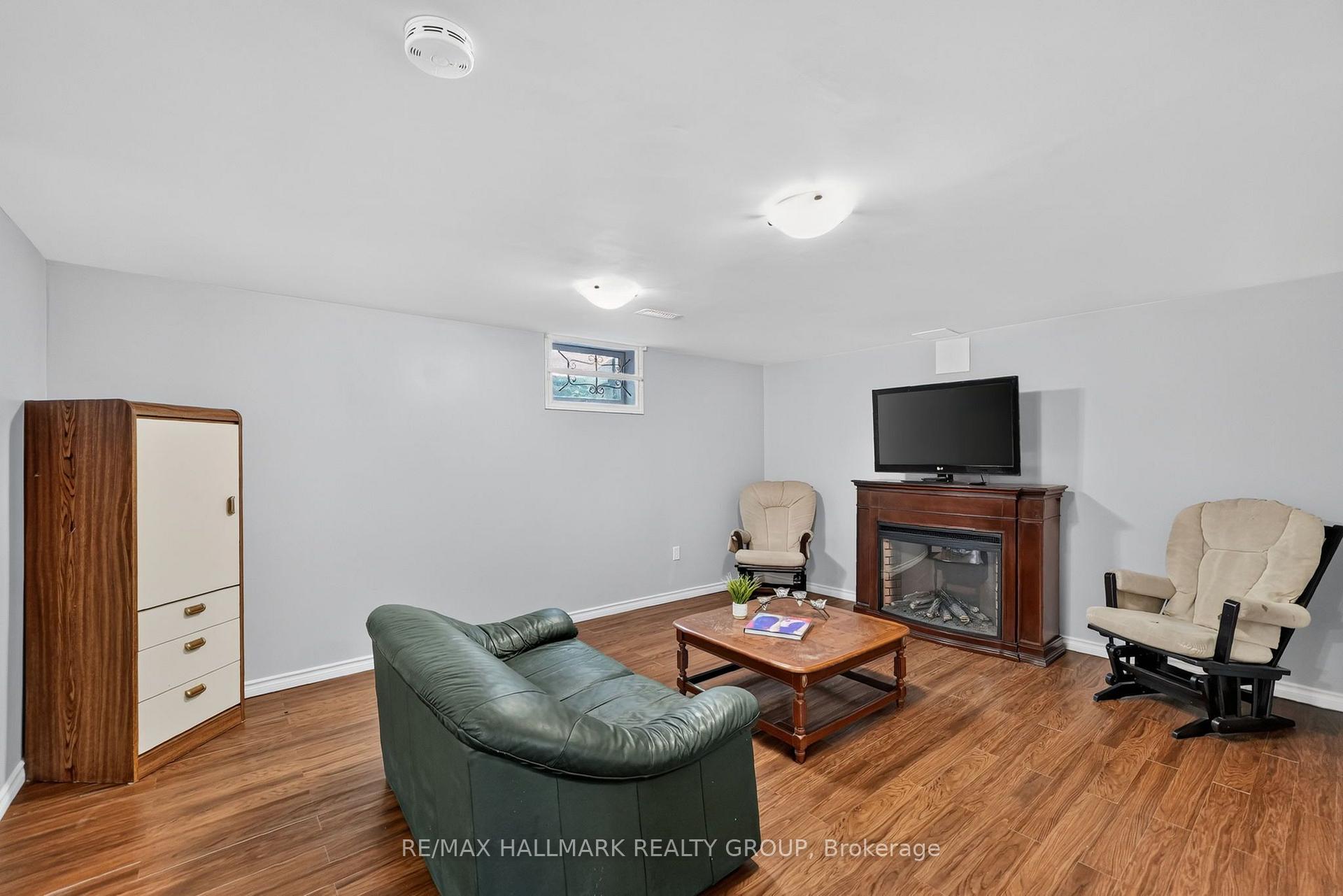 Photo 25 of 157 Lacroix Avenue, Ottawa, Bilberry Creek/Queenswood Heights — HOMEH