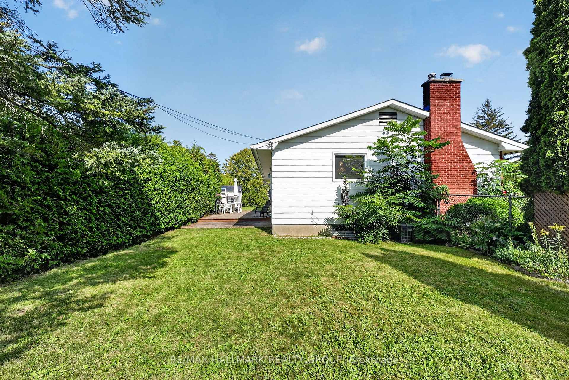 Photo 36 of 157 Lacroix Avenue, Ottawa, Bilberry Creek/Queenswood Heights — HOMEH