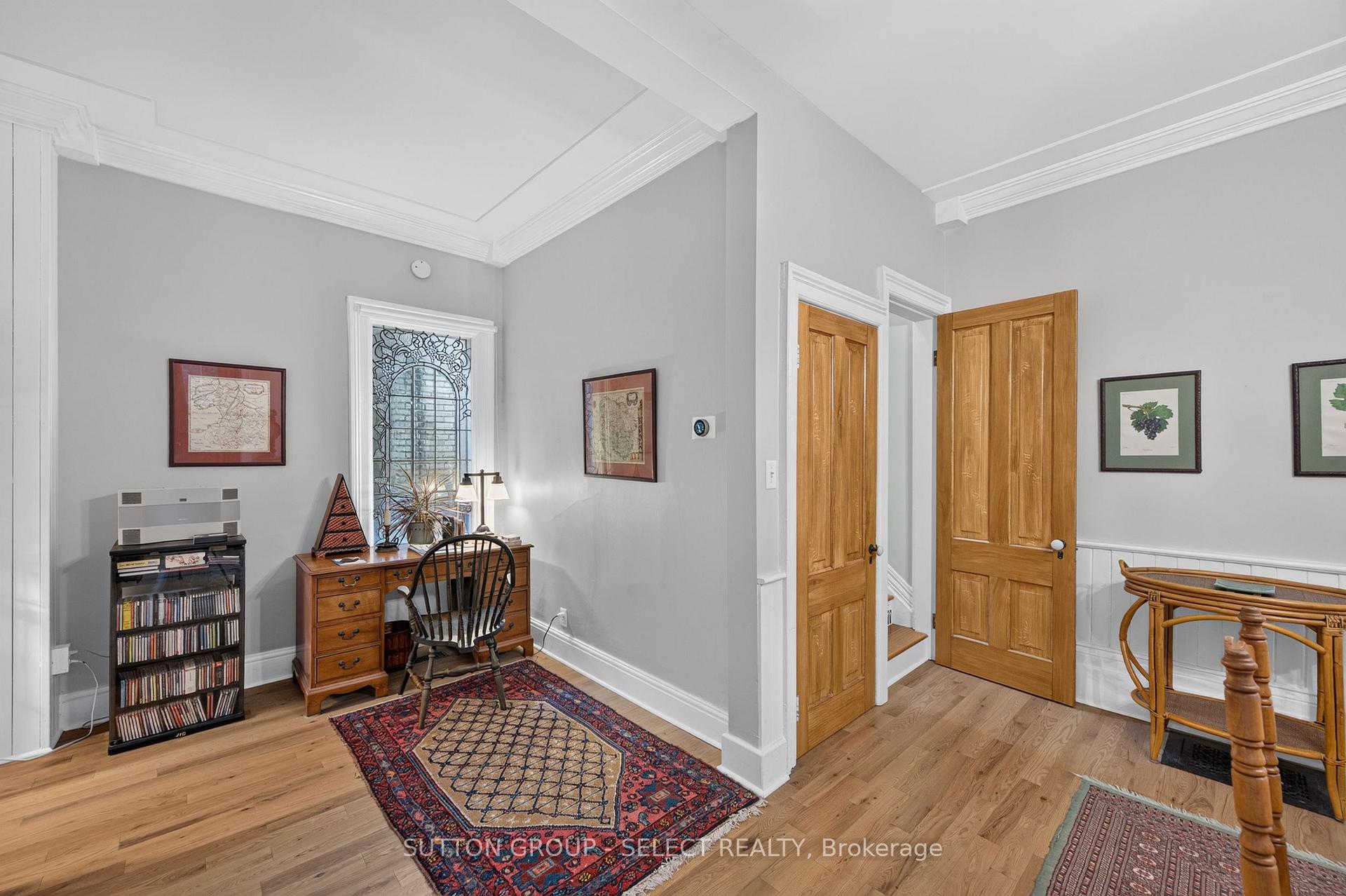 Photo 5 of 512 Piccadilly Street, London, East F — HOMEH