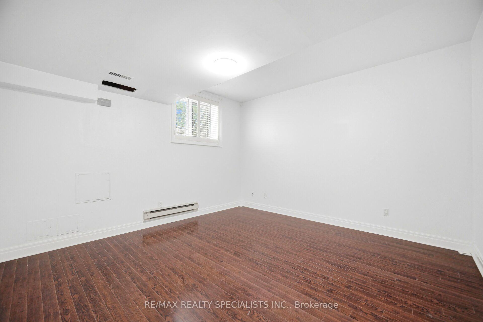 Photo 36 of 246 Walmer Road, Toronto, Casa Loma — HOMEH