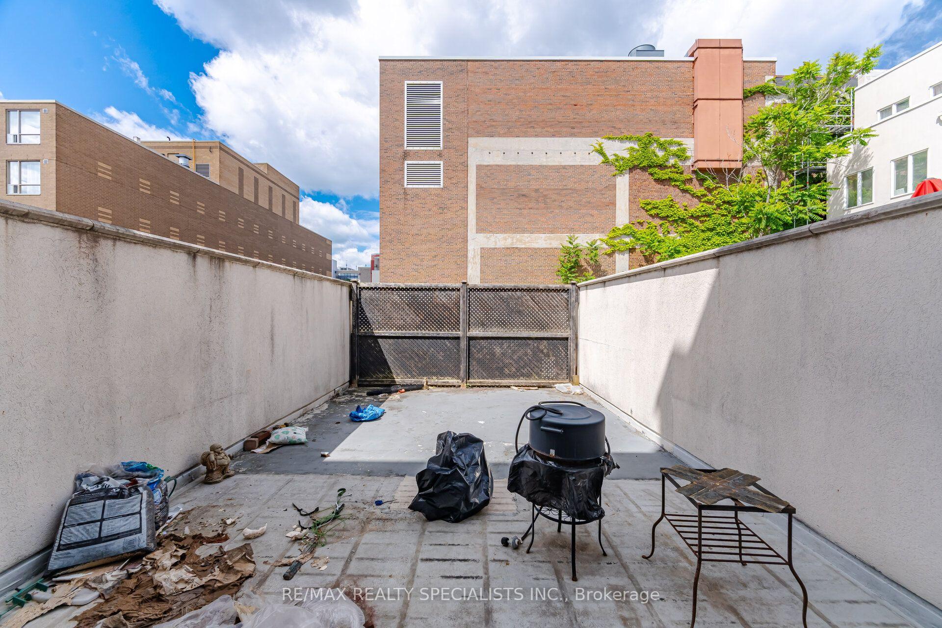 Photo 41 of 246 Walmer Road, Toronto, Casa Loma — HOMEH