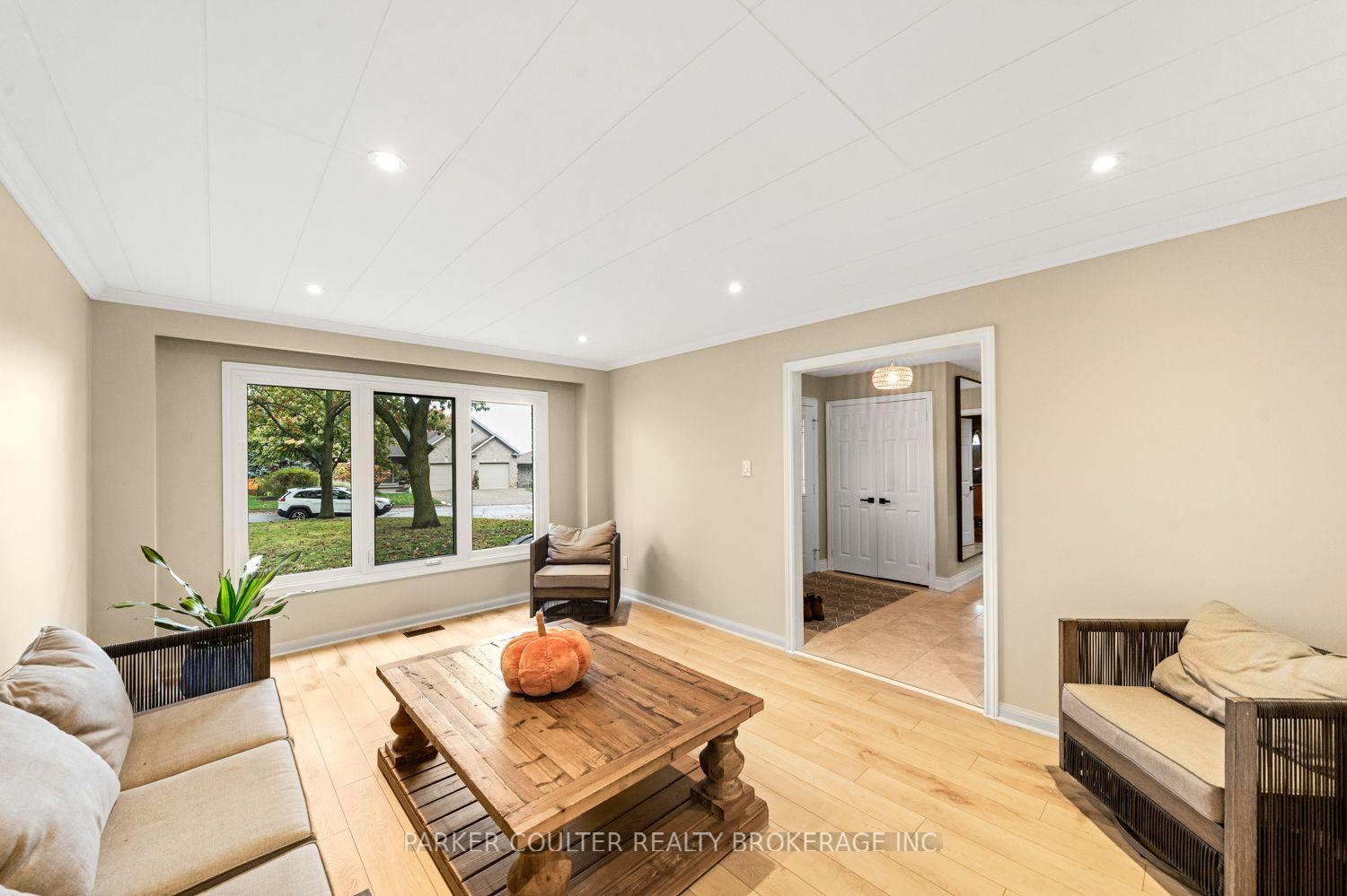 Photo 19 of 67 Woodcrest Road, Barrie, Allandale Heights — HOMEH