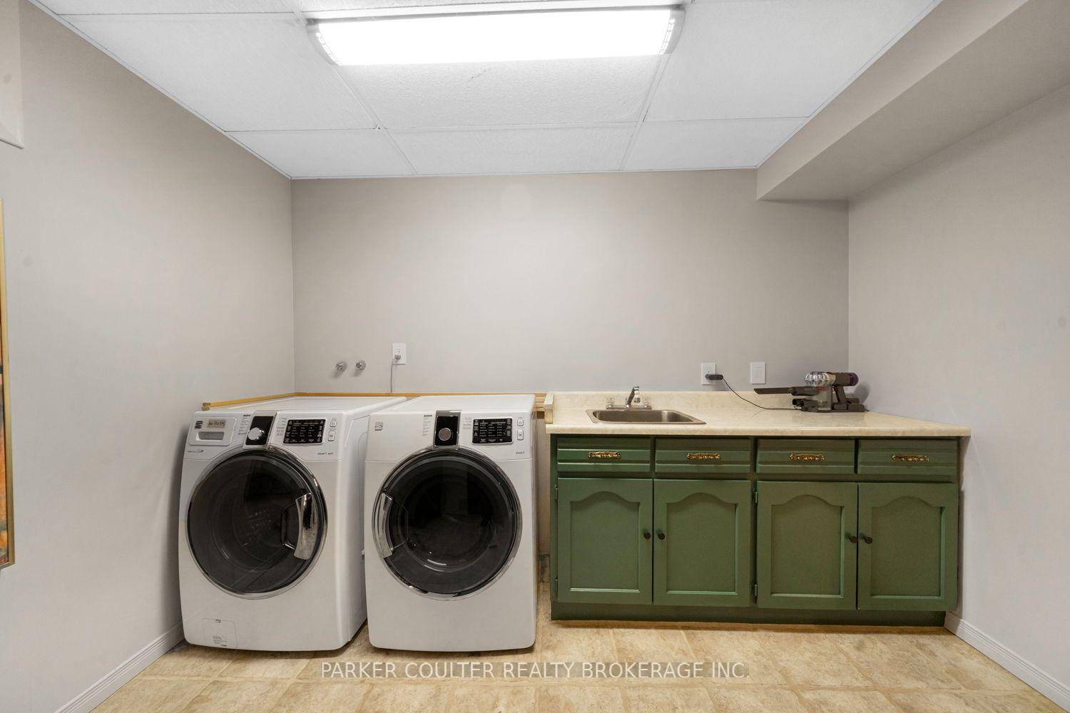 Photo 37 of 67 Woodcrest Road, Barrie, Allandale Heights — HOMEH