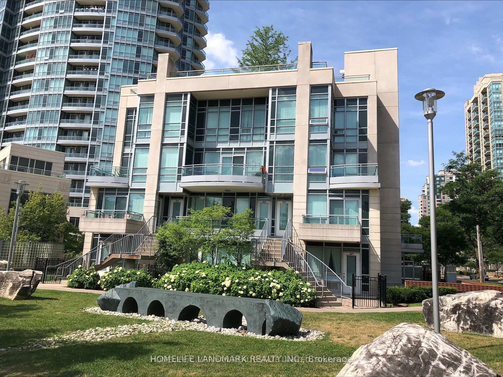 Photo of Unit 212, 31 Olive Avenue