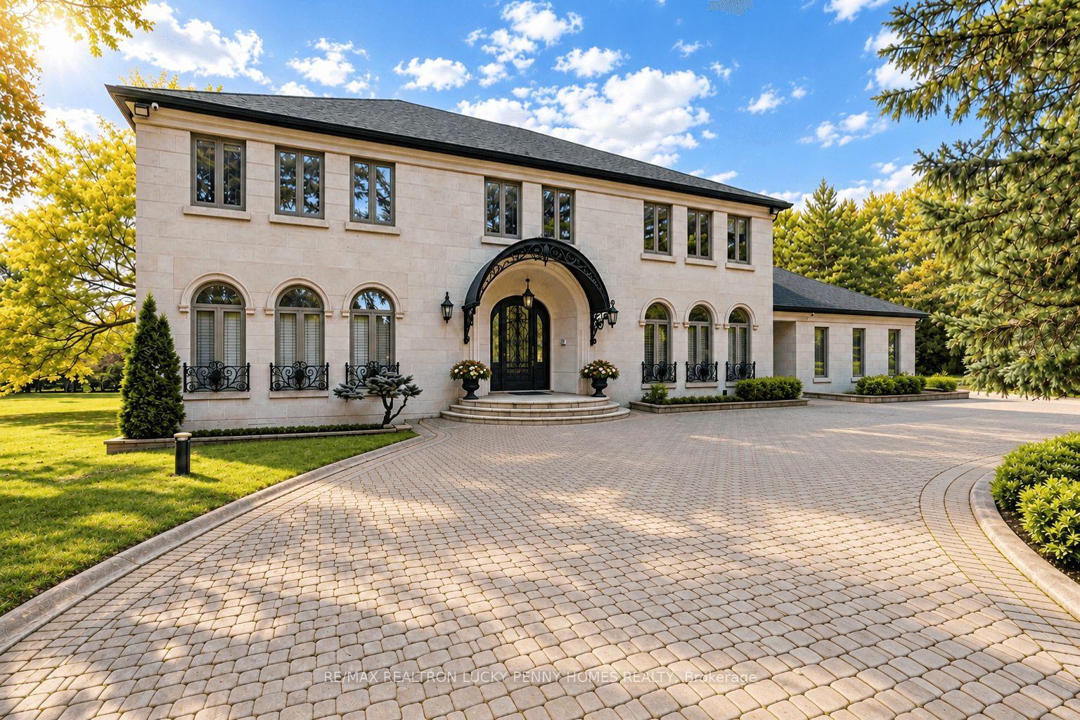 Photo 1 of 6 Devon Court, Markham, Devil's Elbow — HOMEH