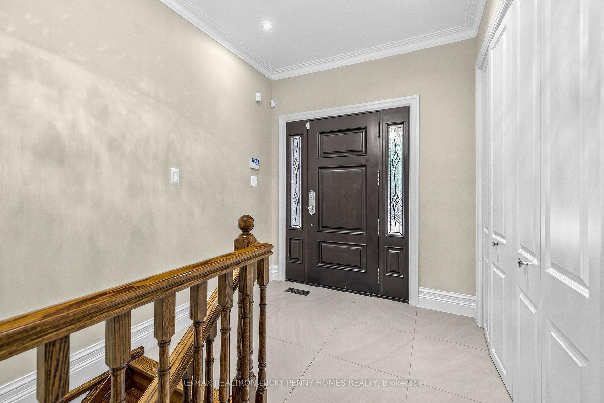 Photo 22 of 6 Devon Court, Markham, Devil's Elbow — HOMEH