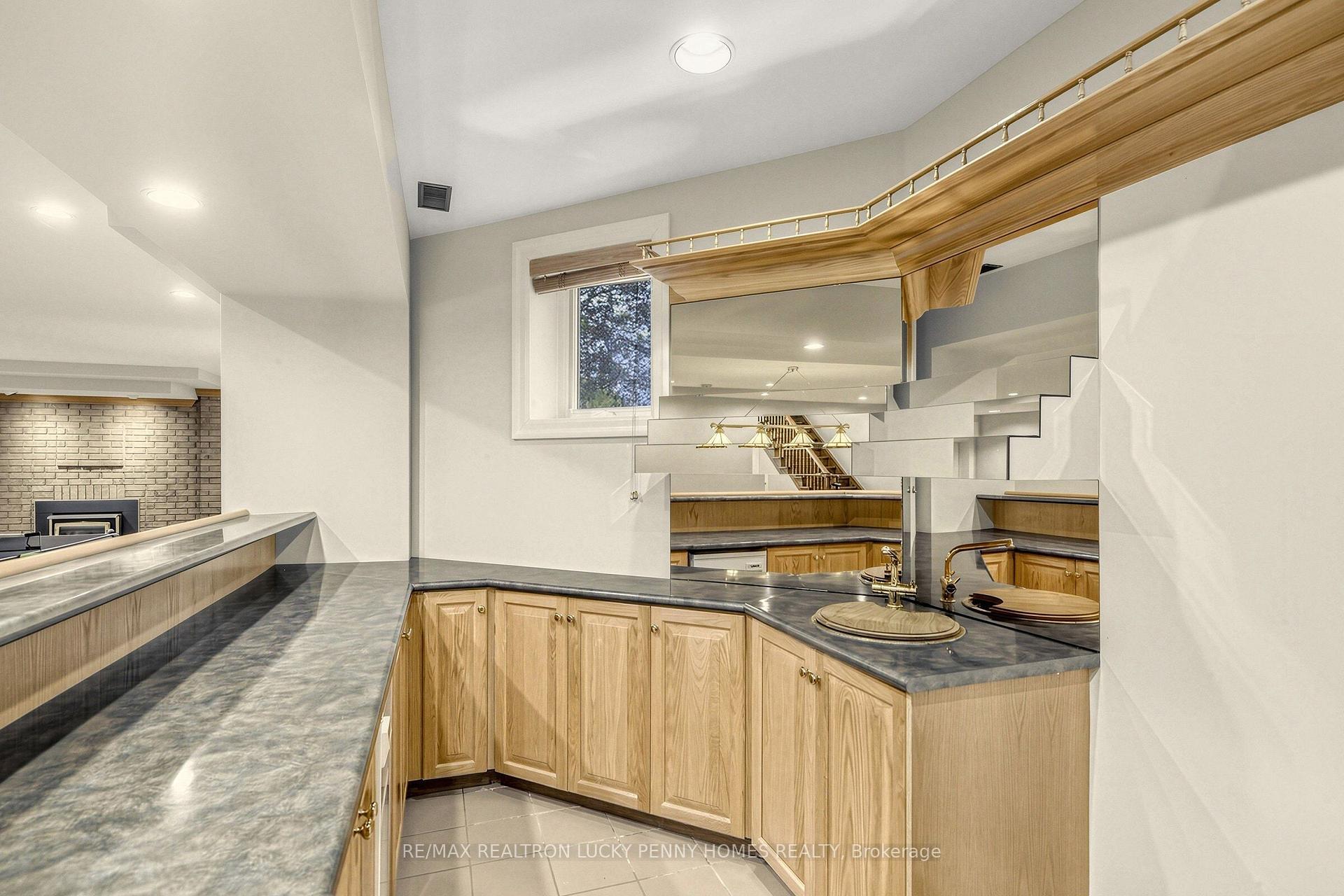 Photo 40 of 6 Devon Court, Markham, Devil's Elbow — HOMEH