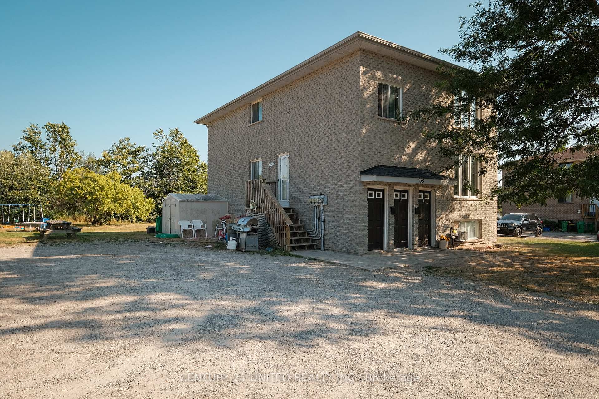 Photo 3 of 538 Crystal Drive, Peterborough, Ashburnham Ward 4 — HOMEH