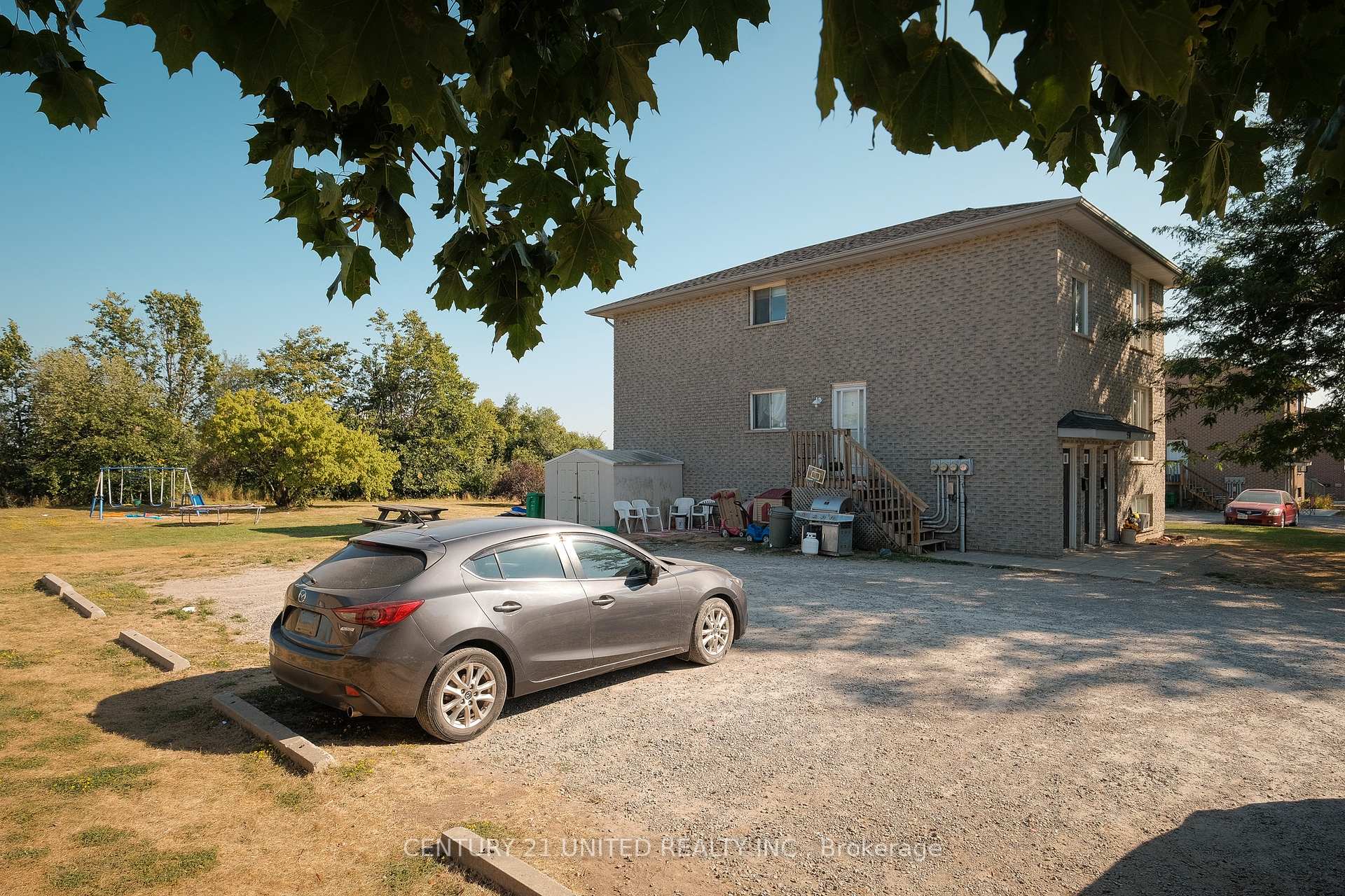 Photo 11 of 538 Crystal Drive, Peterborough, Ashburnham Ward 4 — HOMEH