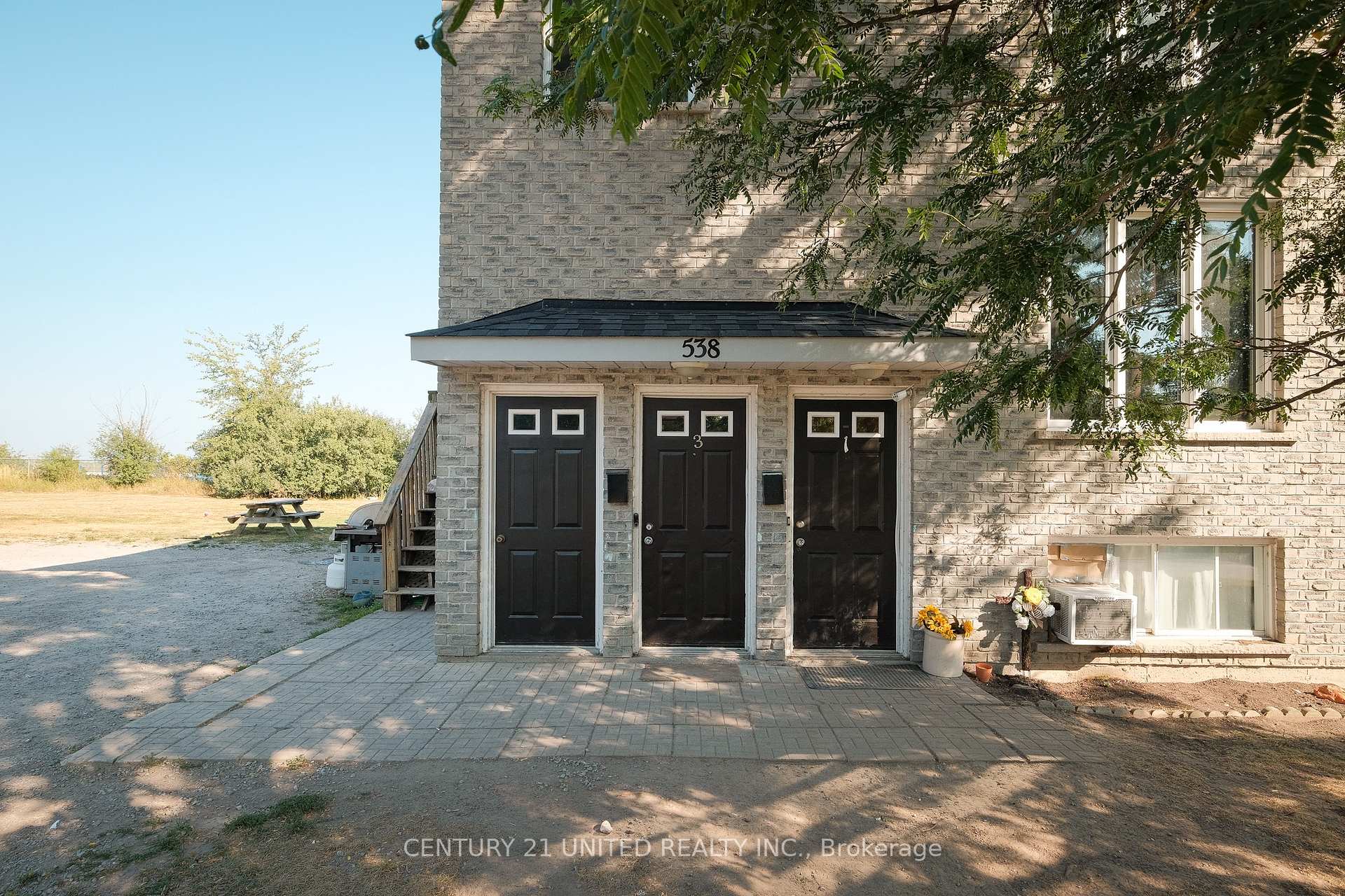 Photo 12 of 538 Crystal Drive, Peterborough, Ashburnham Ward 4 — HOMEH