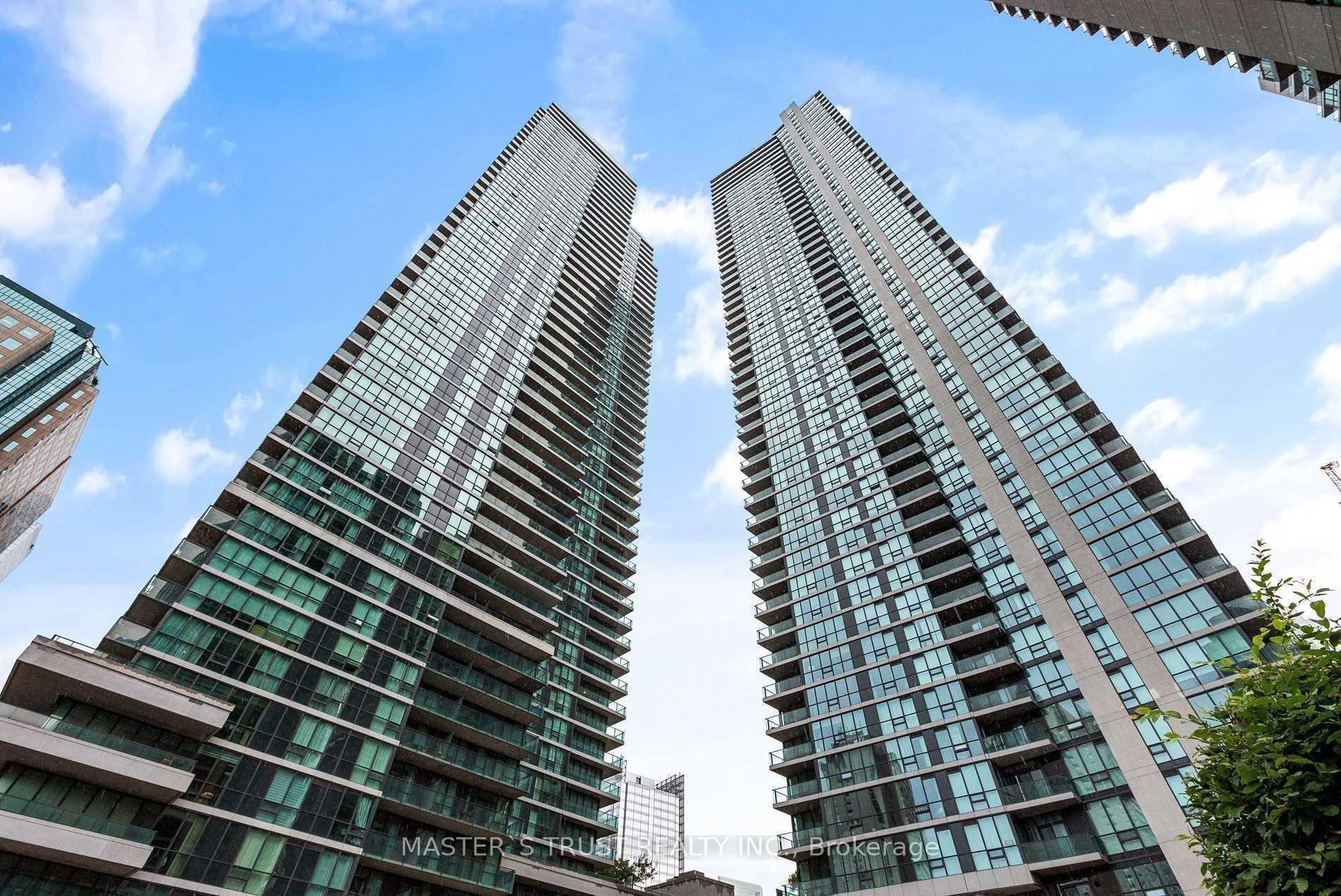 Photo 1 of Unit 2710, 33 Bay Street, Toronto, Waterfront Communities — HOMEH