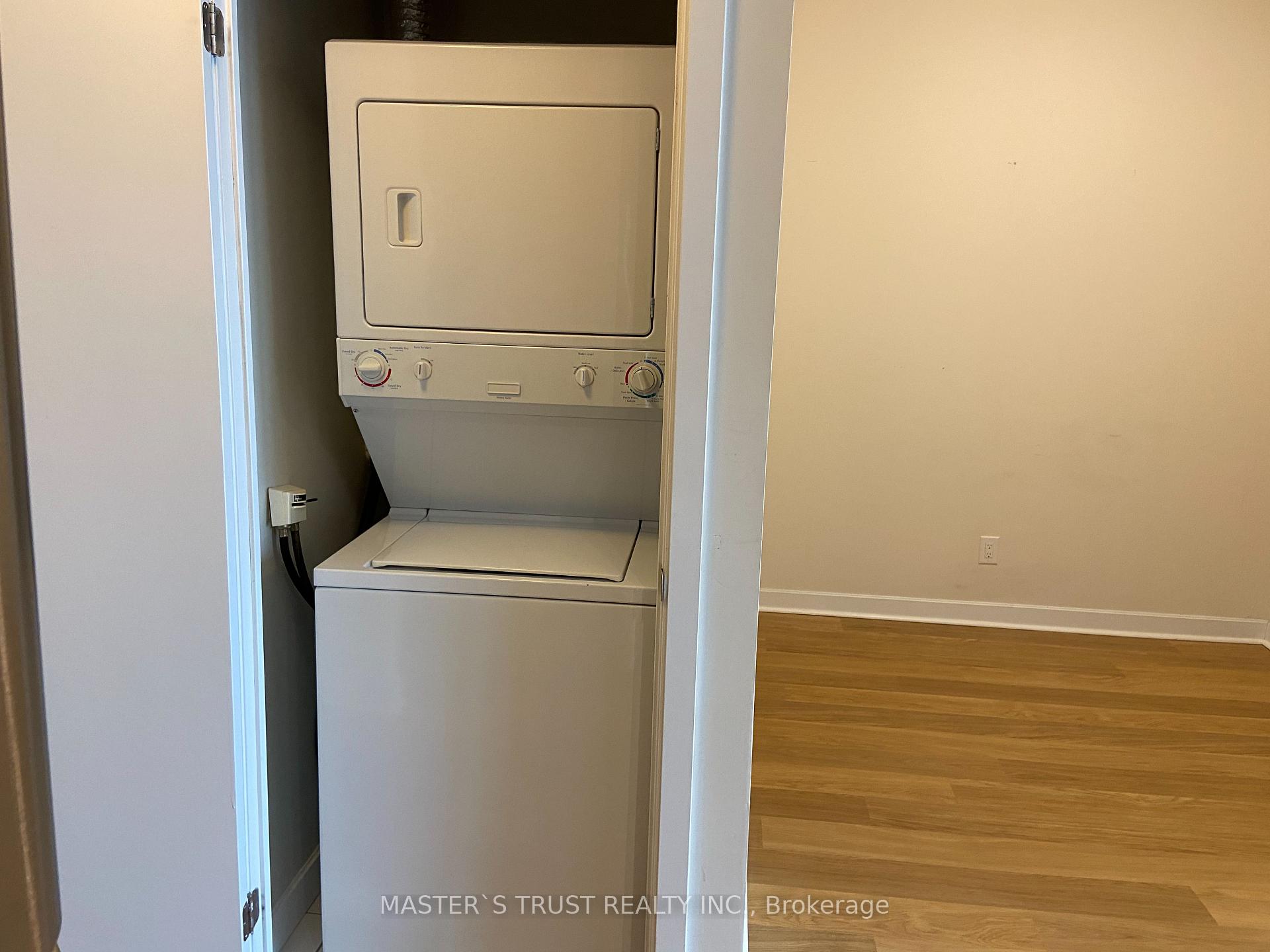 Photo 13 of Unit 2710, 33 Bay Street, Toronto, Waterfront Communities — HOMEH