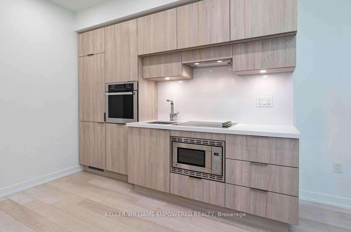 Photo 5 of Unit 2102, 39 Roehampton Avenue, Toronto, Mount Pleasant West — HOMEH