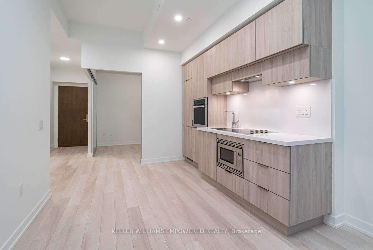 Photo 6 of Unit 2102, 39 Roehampton Avenue, Toronto, Mount Pleasant West — HOMEH