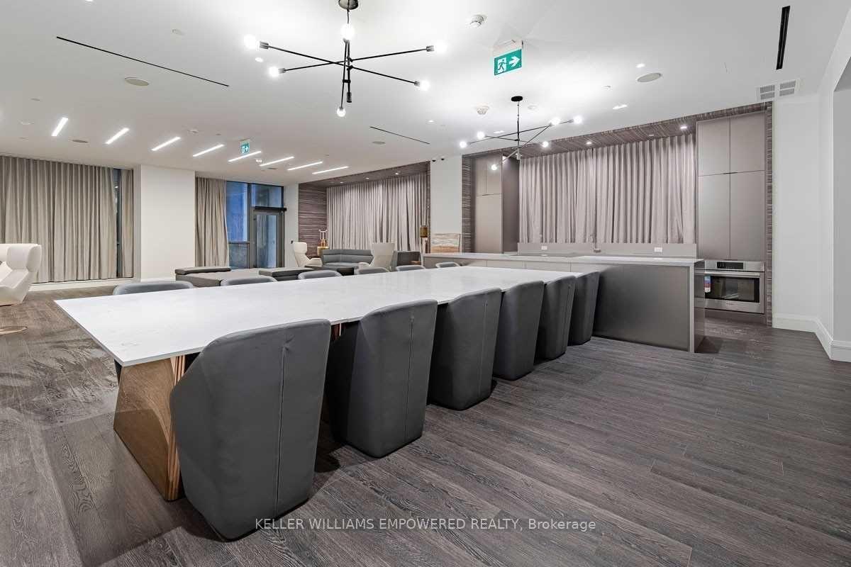 Photo 25 of Unit 2102, 39 Roehampton Avenue, Toronto, Mount Pleasant West — HOMEH