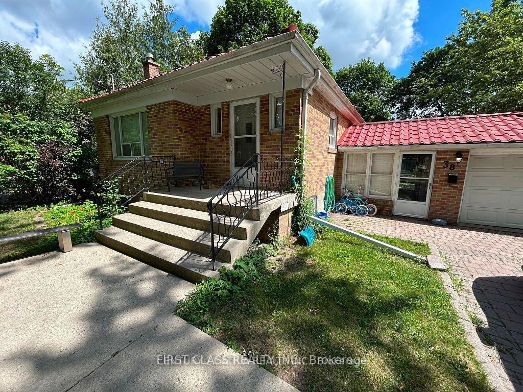 Photo 1 of Unit Main, 38 Harding Boulevard, Richmond Hill, Harding — HOMEH