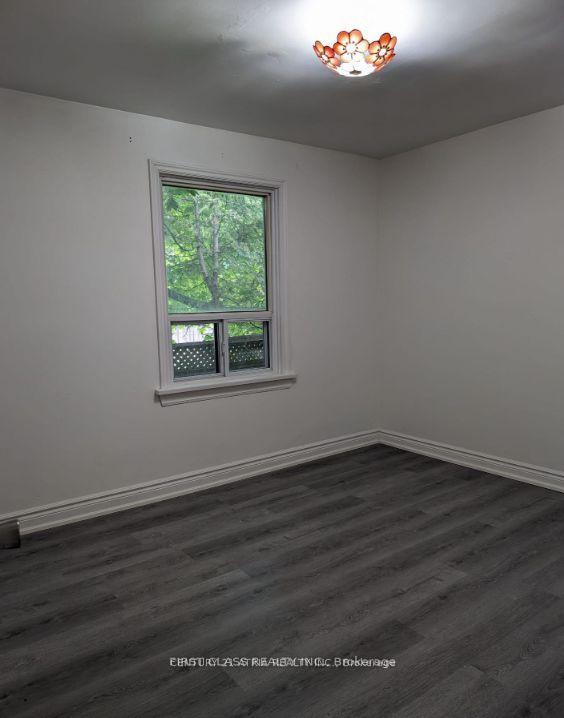 Photo 6 of Unit Main, 38 Harding Boulevard, Richmond Hill, Harding — HOMEH