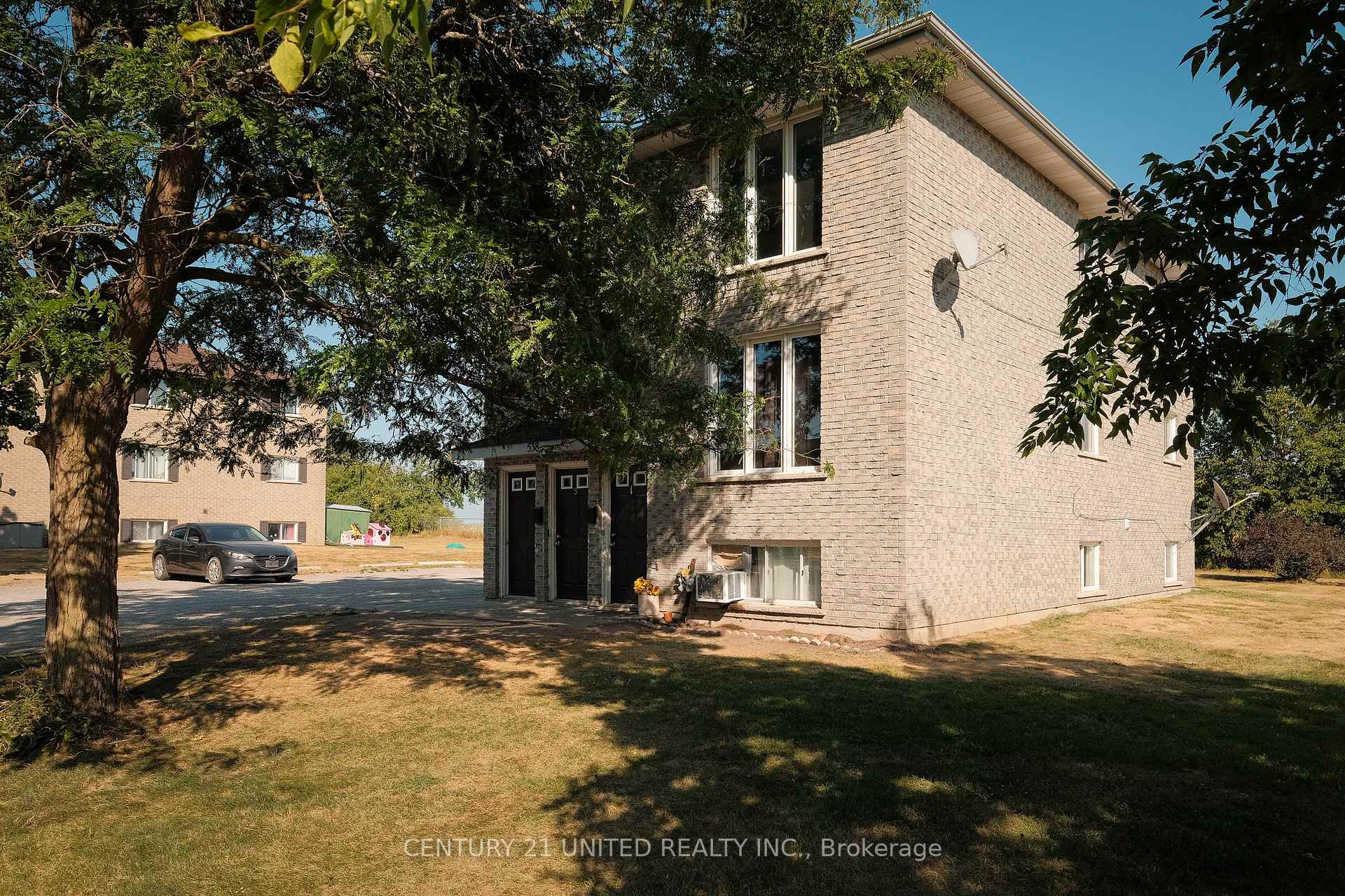 Photo 1 of 546 Crystal Drive, Peterborough, Ashburnham Ward 4 — HOMEH