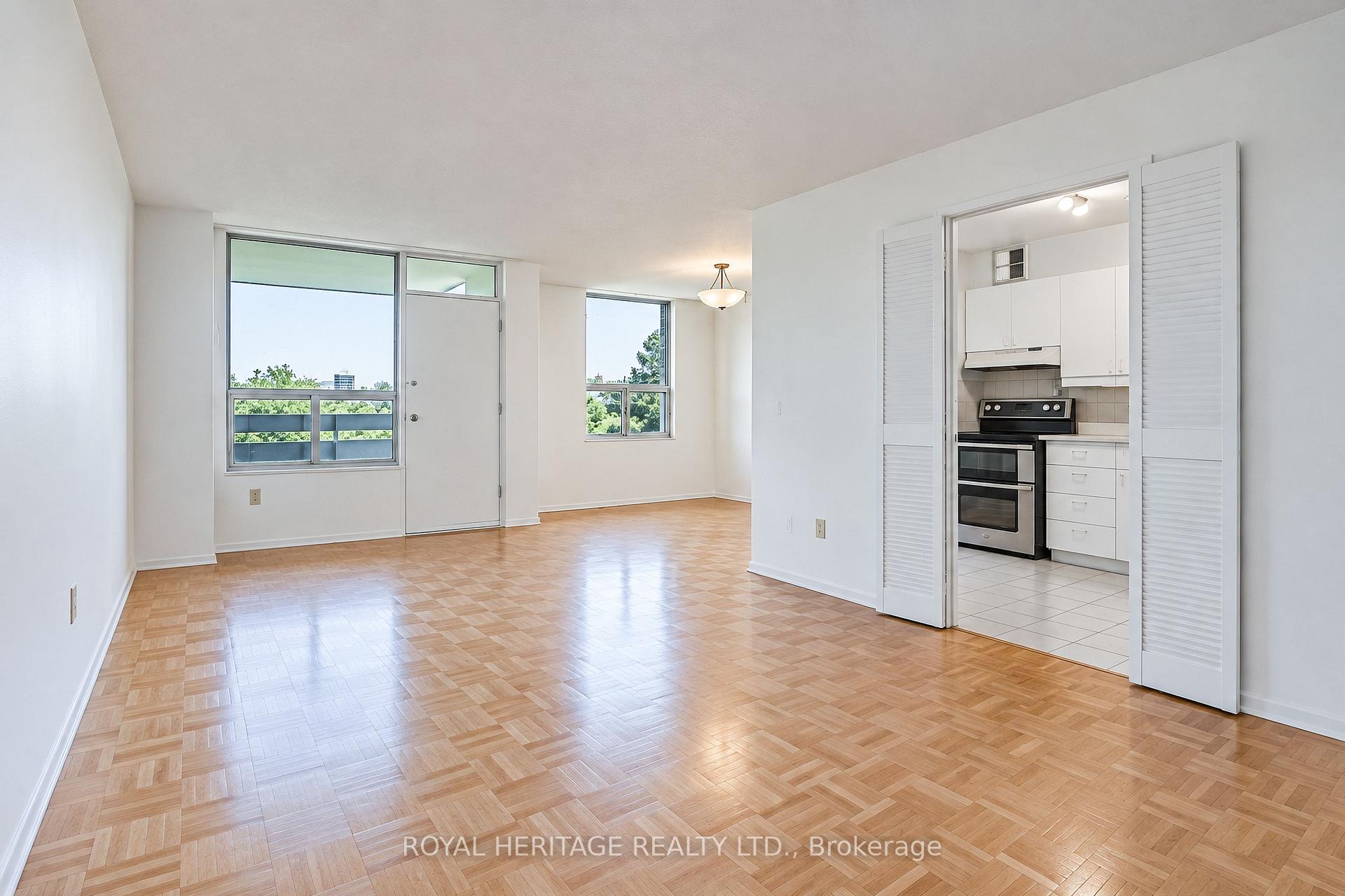 Photo 7 of Unit 603, 10 Edgecliff Golfway, Toronto, Flemingdon Park — HOMEH