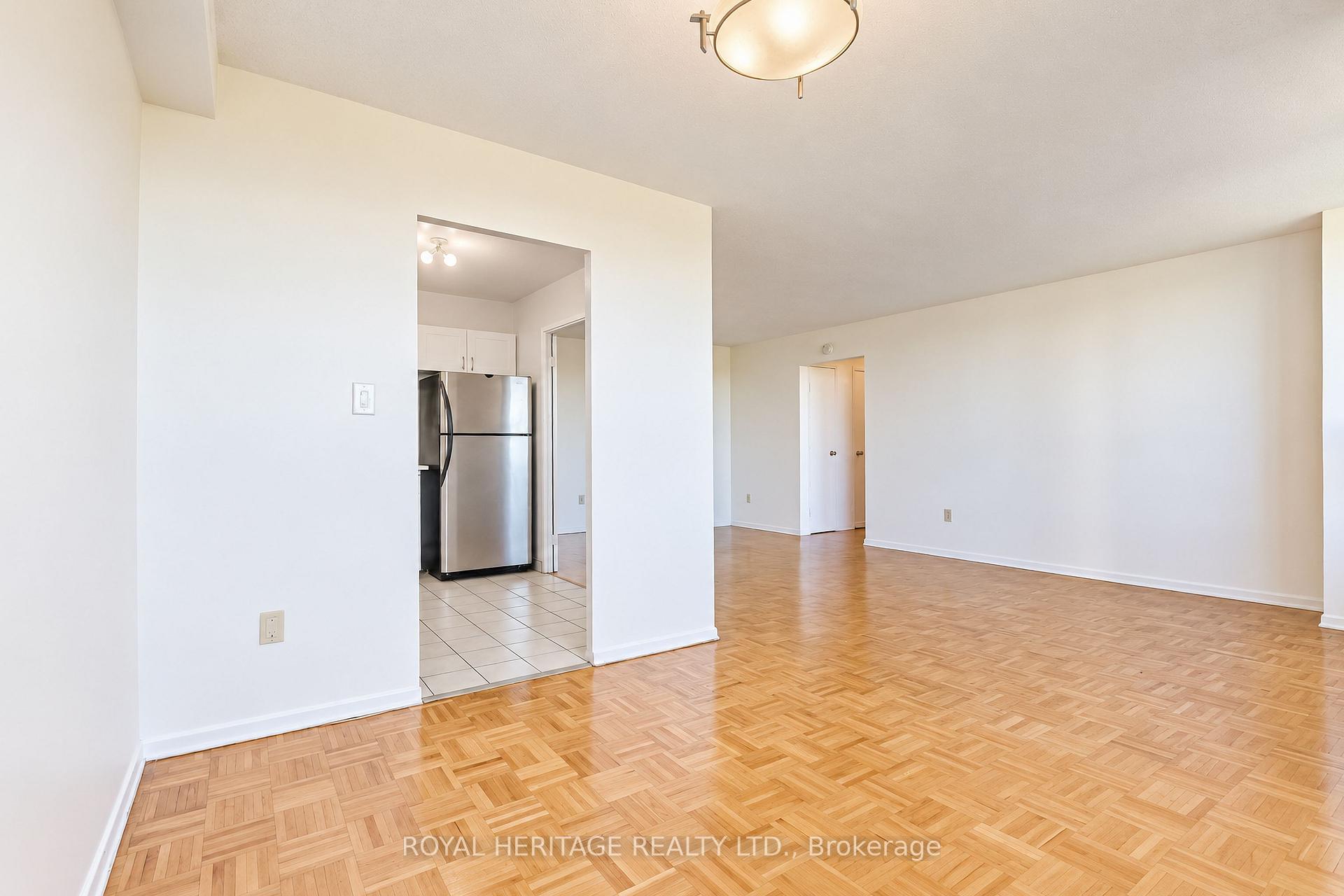 Photo 15 of Unit 603, 10 Edgecliff Golfway, Toronto, Flemingdon Park — HOMEH