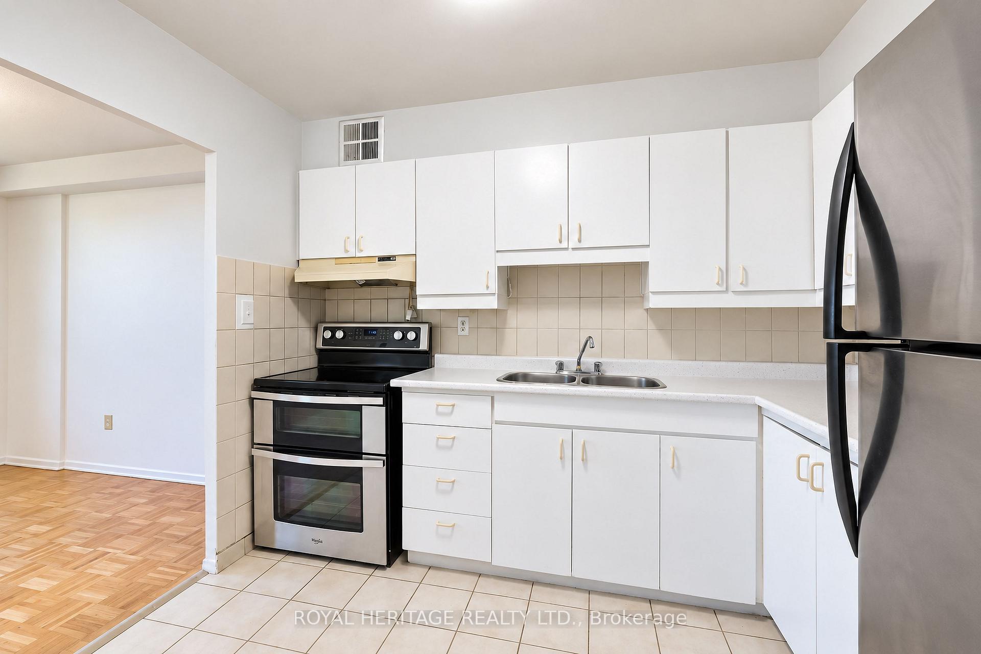 Photo 18 of Unit 603, 10 Edgecliff Golfway, Toronto, Flemingdon Park — HOMEH