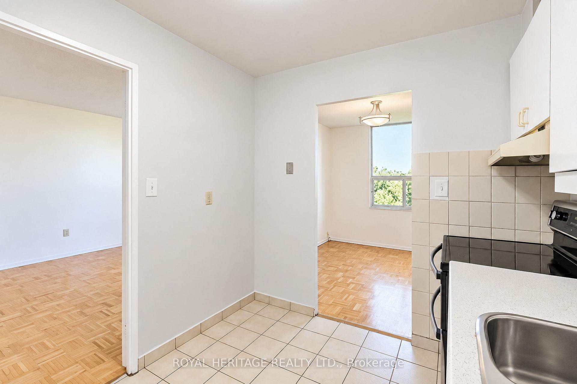 Photo 20 of Unit 603, 10 Edgecliff Golfway, Toronto, Flemingdon Park — HOMEH