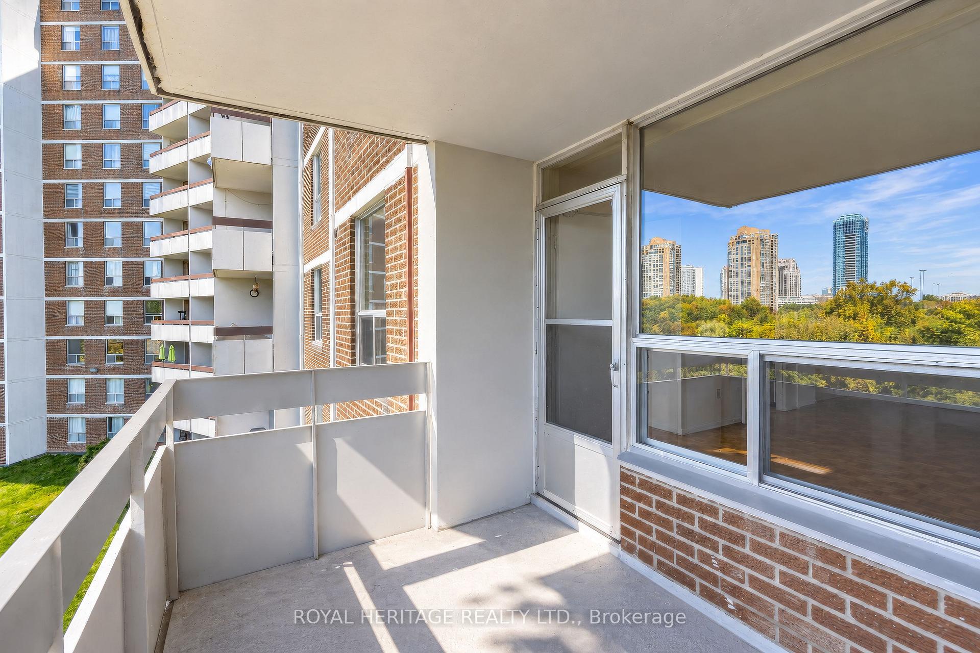 Photo 34 of Unit 603, 10 Edgecliff Golfway, Toronto, Flemingdon Park — HOMEH