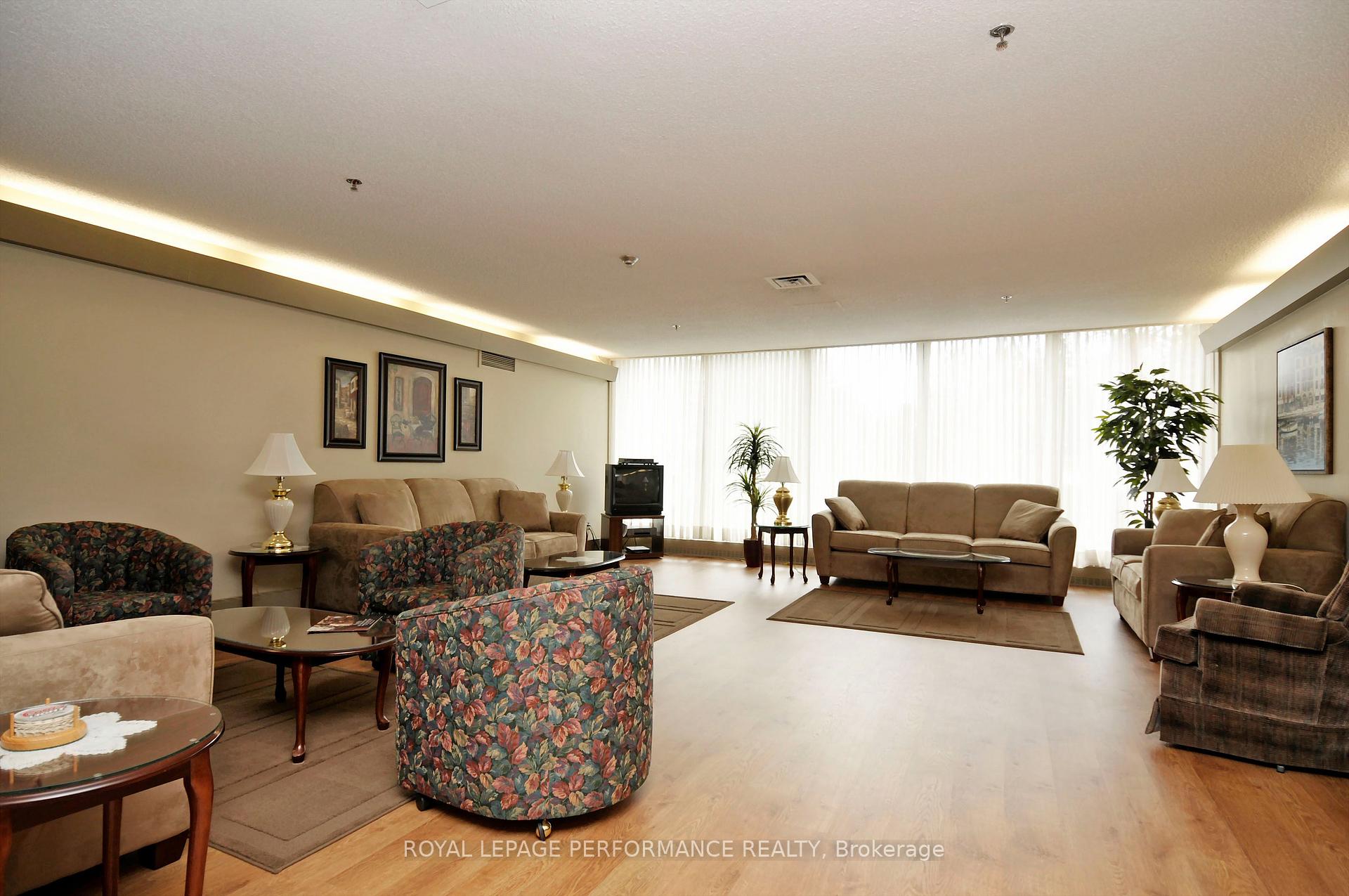 Photo 31 of Unit 703, 1081 Ambleside Drive, Ottawa, Woodroffe — HOMEH