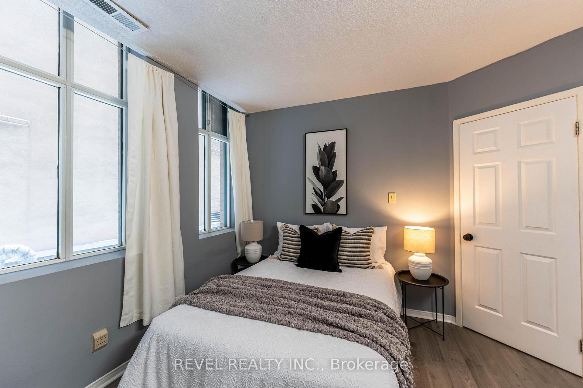 Photo 25 of Unit 303, 36 James Street S, Hamilton, Central — HOMEH