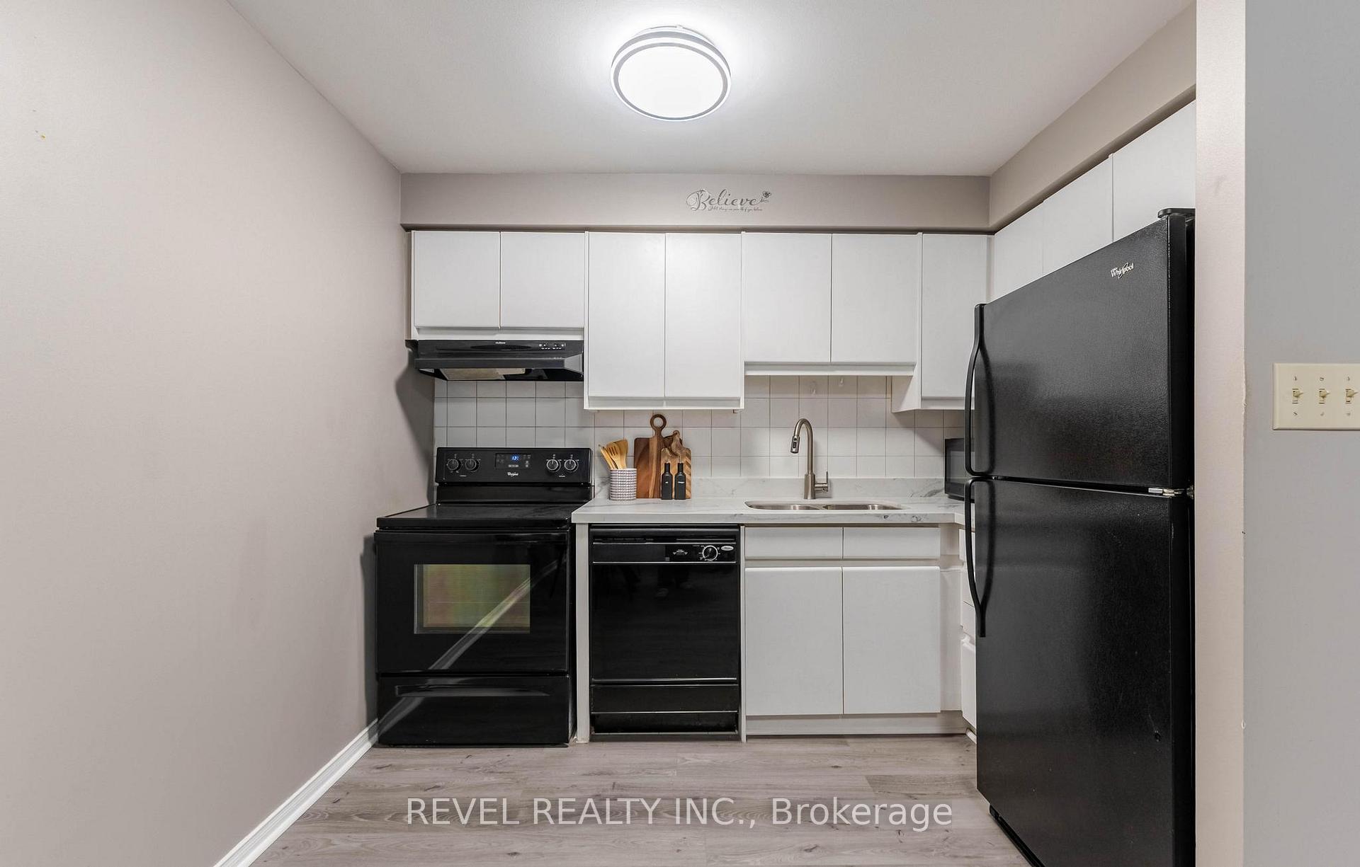 Photo 29 of Unit 303, 36 James Street S, Hamilton, Central — HOMEH