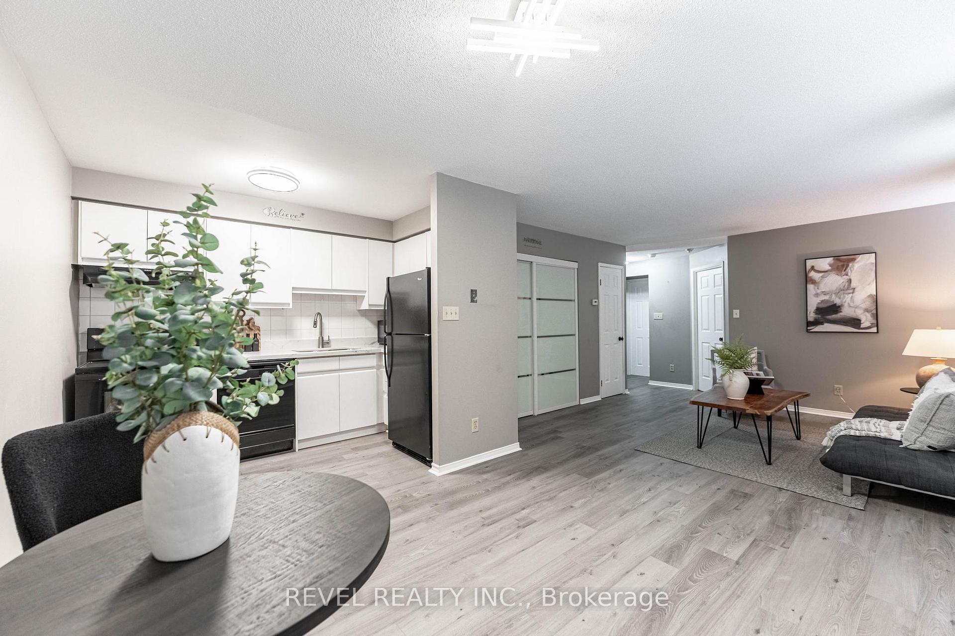 Photo 35 of Unit 303, 36 James Street S, Hamilton, Central — HOMEH