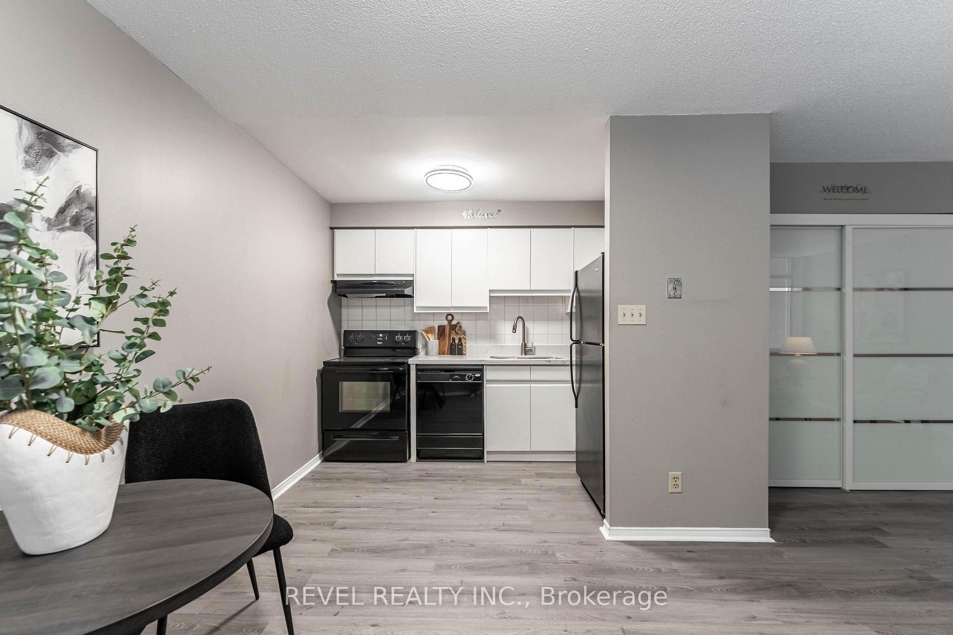Photo 39 of Unit 303, 36 James Street S, Hamilton, Central — HOMEH