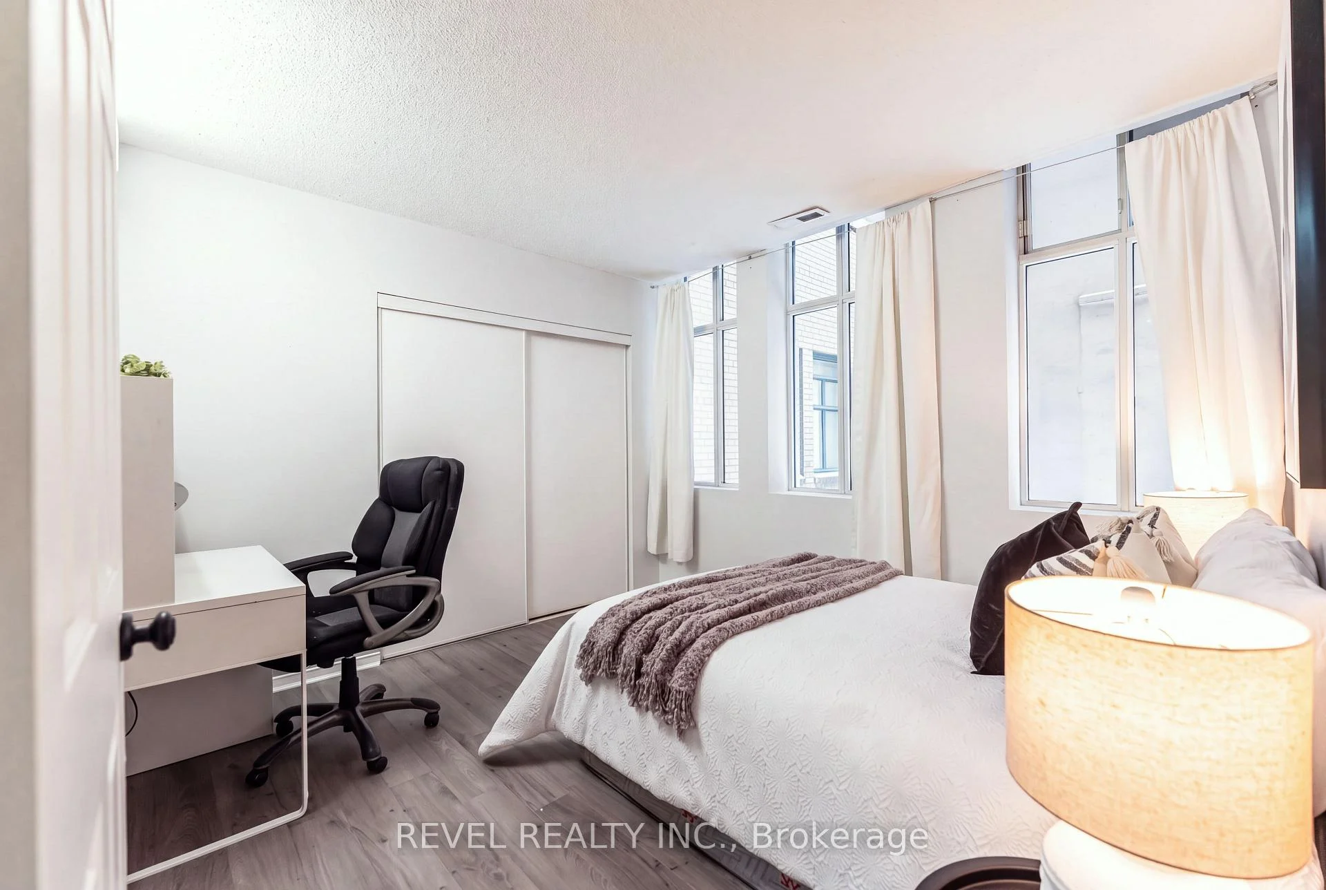 Photo 14 of Unit 303, 36 James Street S, Hamilton, Central — HOMEH