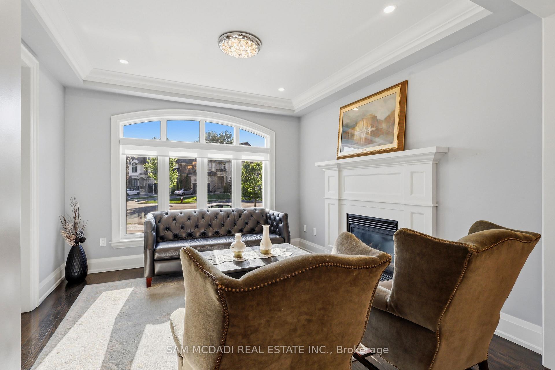 Photo 6 of 962 Fredonia Drive, Mississauga, Erindale — HOMEH