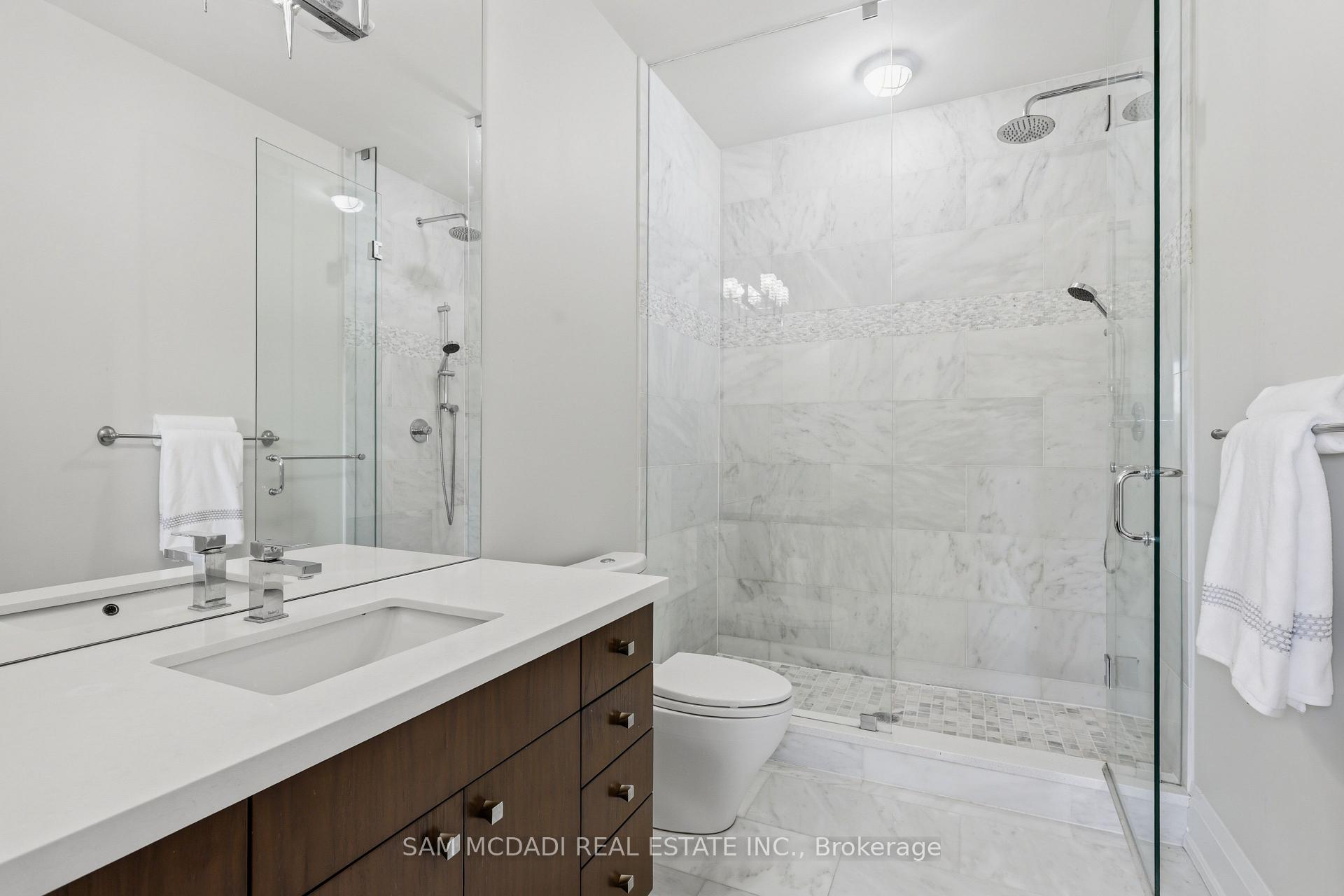 Photo 37 of 962 Fredonia Drive, Mississauga, Erindale — HOMEH
