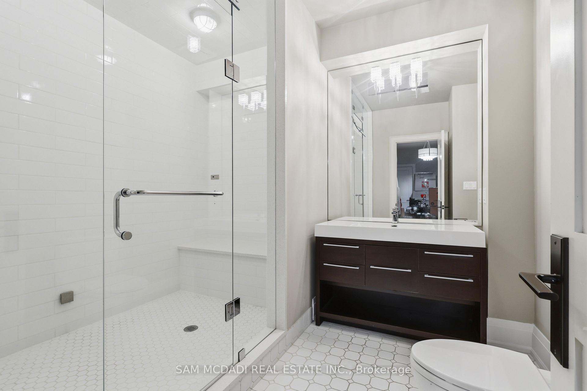 Photo 44 of 962 Fredonia Drive, Mississauga, Erindale — HOMEH