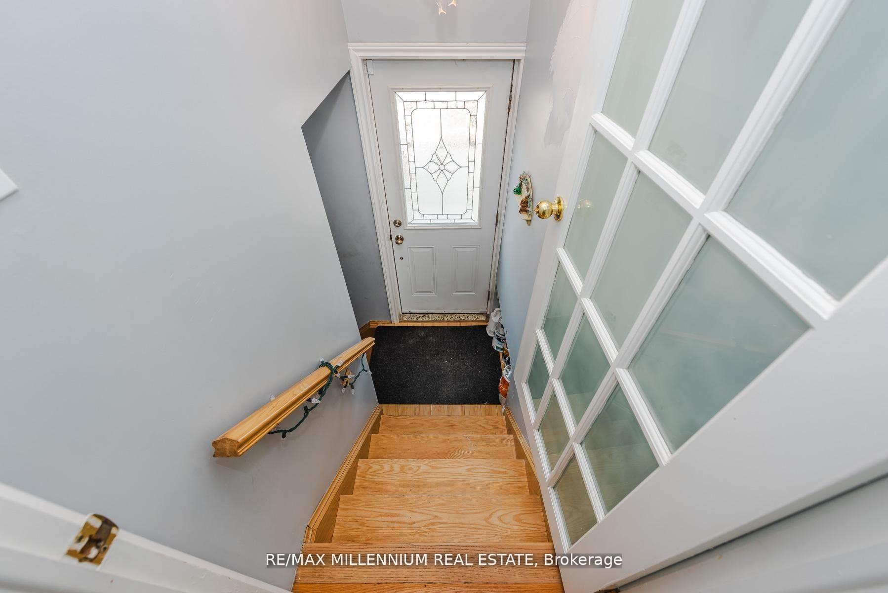 Photo 17 of 13 Cumberland Drive, Brampton, Brampton North — HOMEH