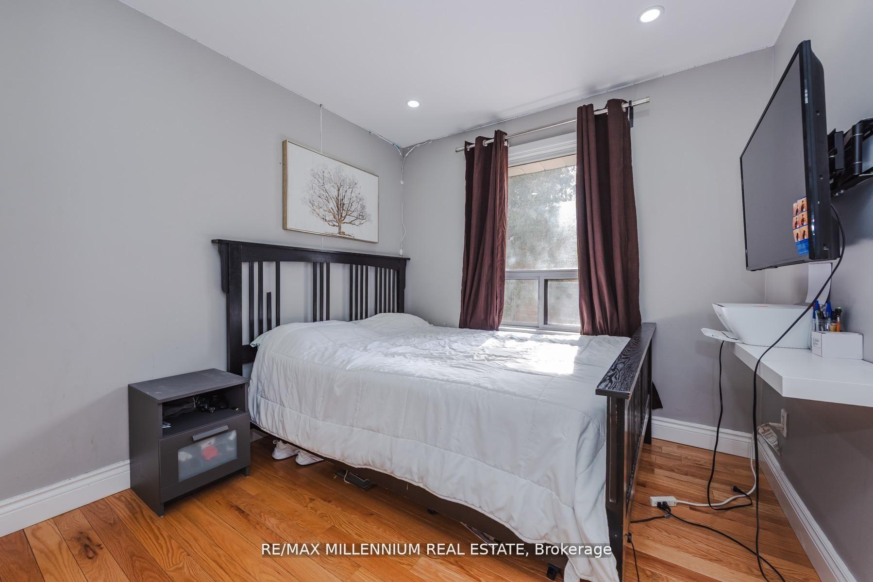 Photo 23 of 13 Cumberland Drive, Brampton, Brampton North — HOMEH
